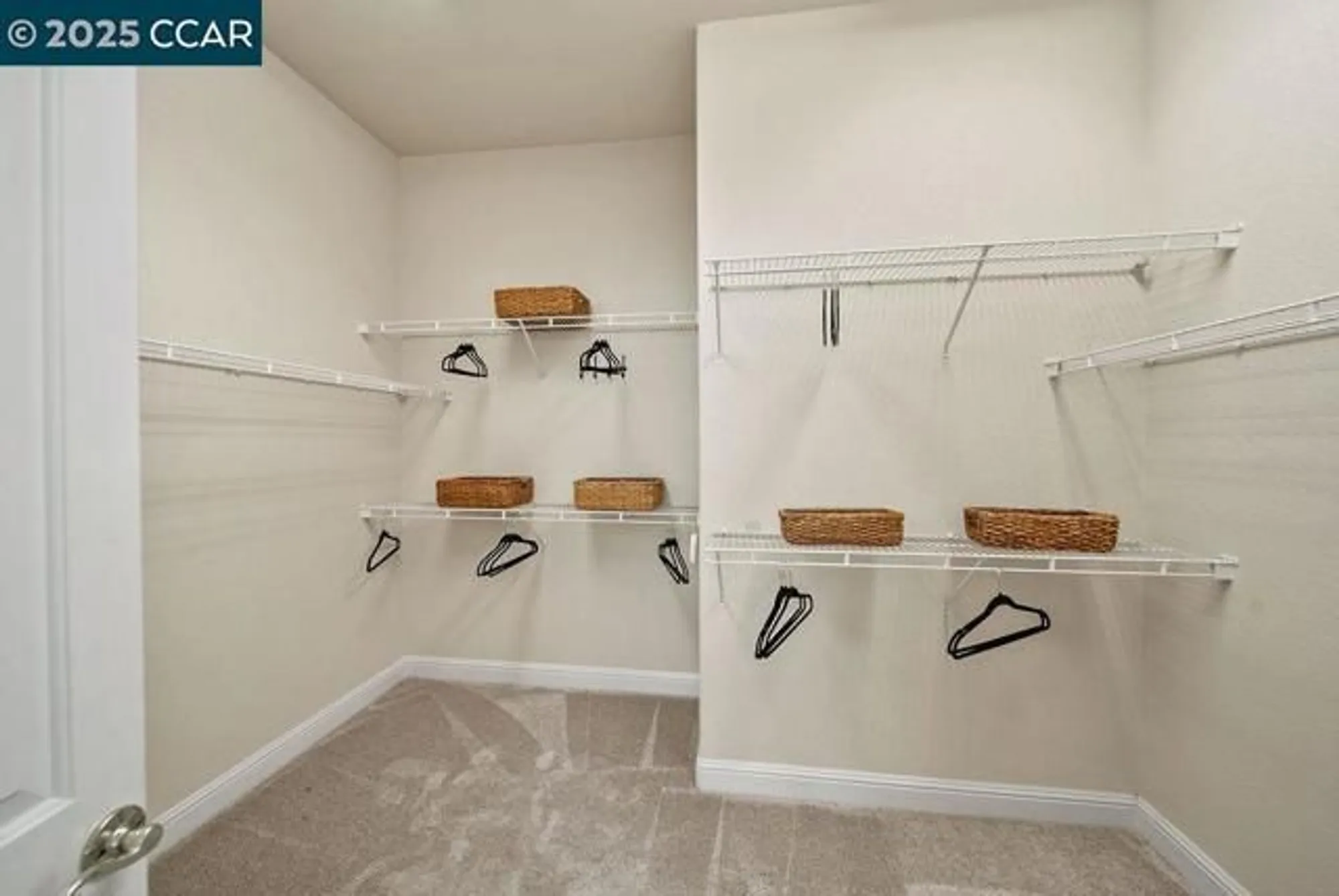 Property Slideshow image 27 of 40 | 742 richardson dr, Brentwood, CA, 94513