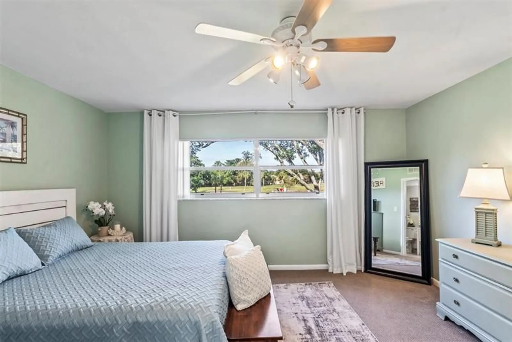 Property Slideshow image 13 of 30 | 1035 country club dr apt 203, Margate, FL, 33063