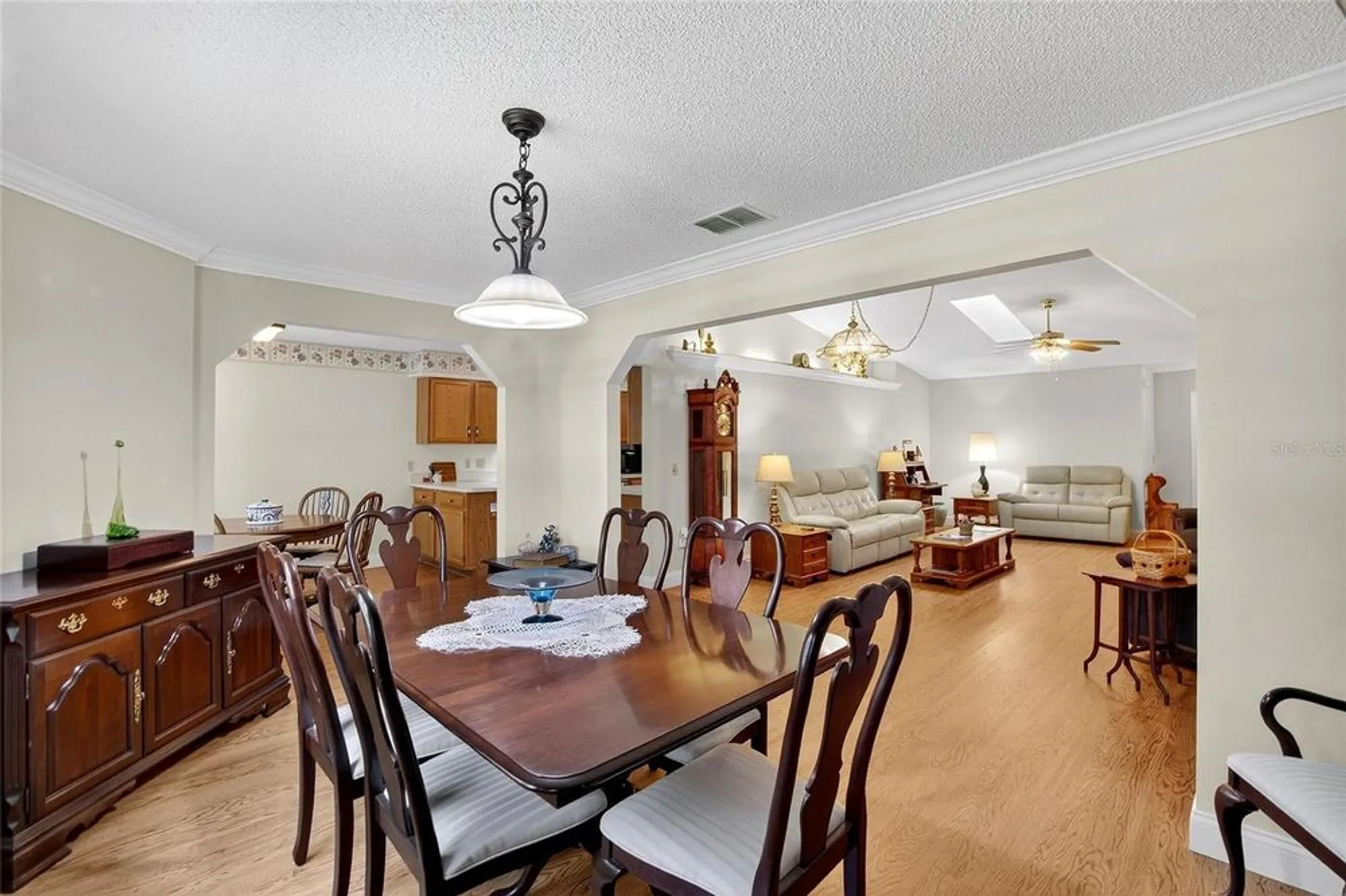 Property Slideshow image 20 of 71 | 6320 silver lakes dr, Lakeland, FL, 33810