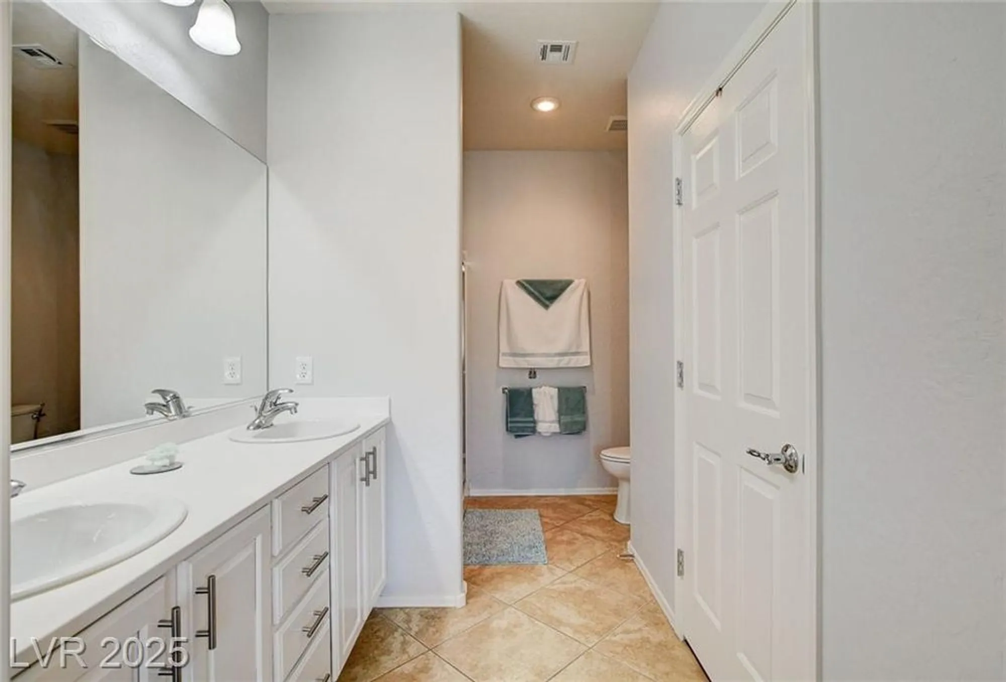 Property Slideshow image 25 of 72 | 2576 binary stars st, Henderson, NV, 89044