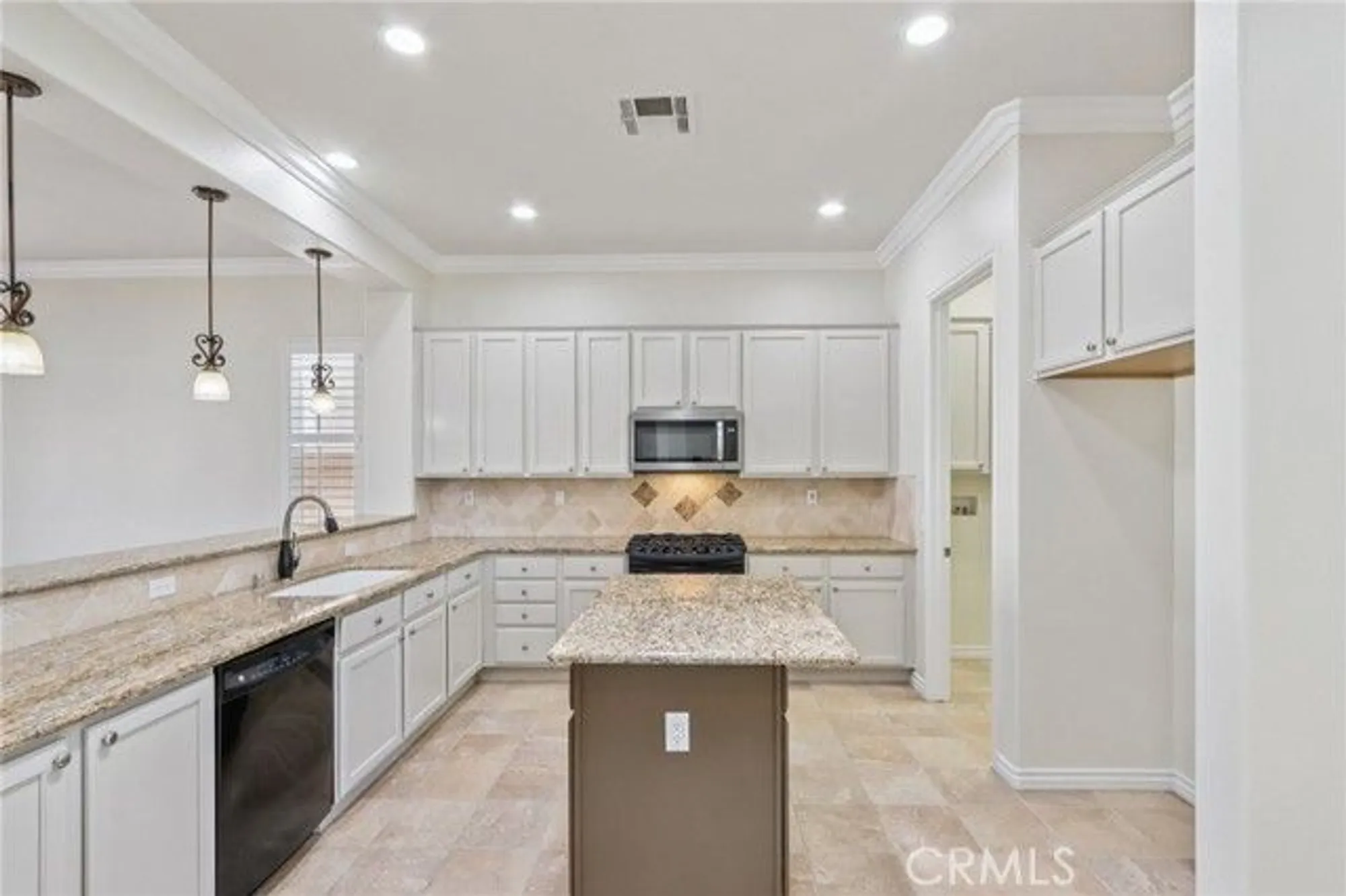 Property Slideshow image 1 of 70 | 5136 via bajamar, Hemet, CA, 92545