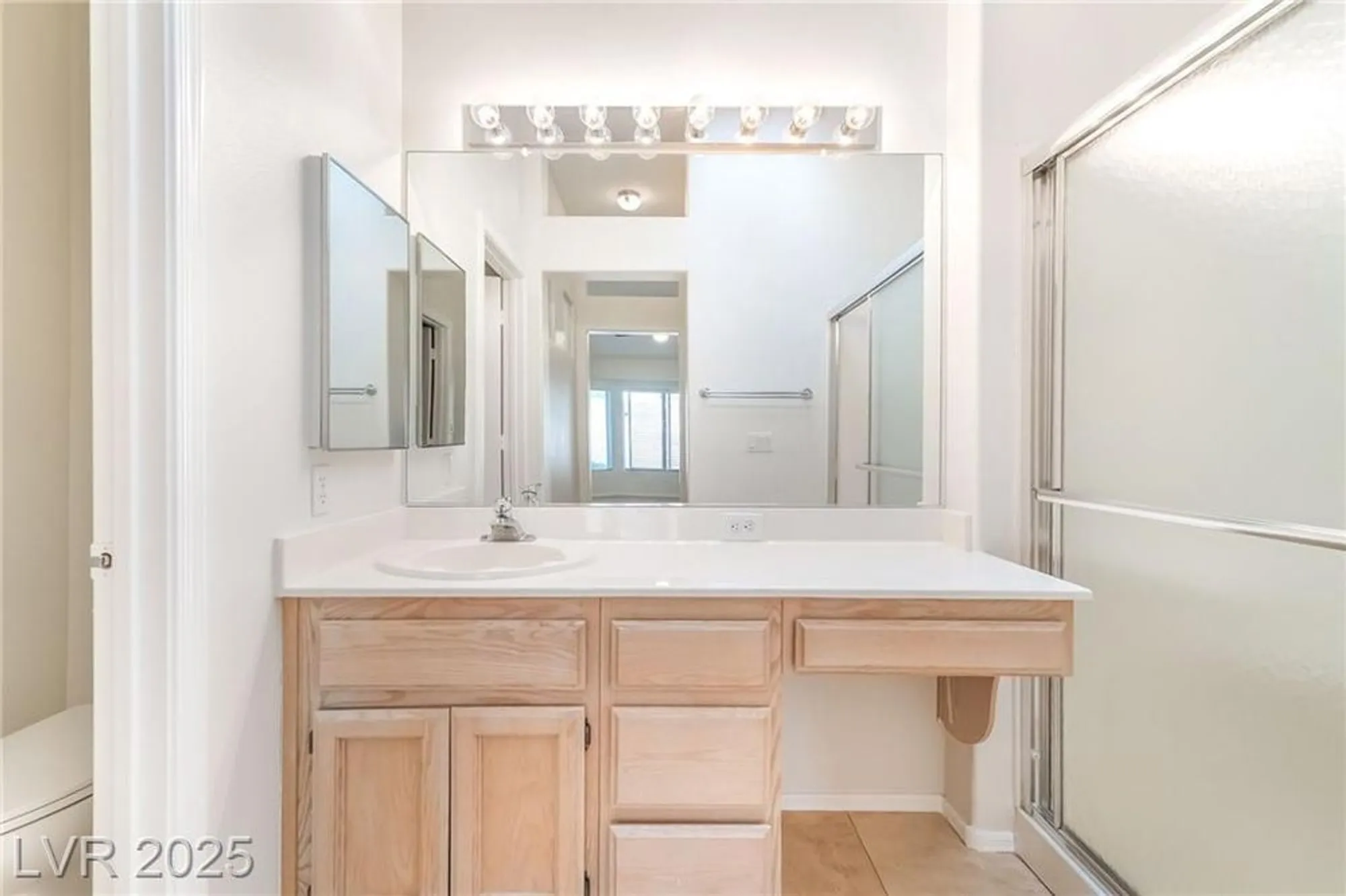 Property Slideshow image 20 of 33 | 445 golden state st, Henderson, NV, 89012