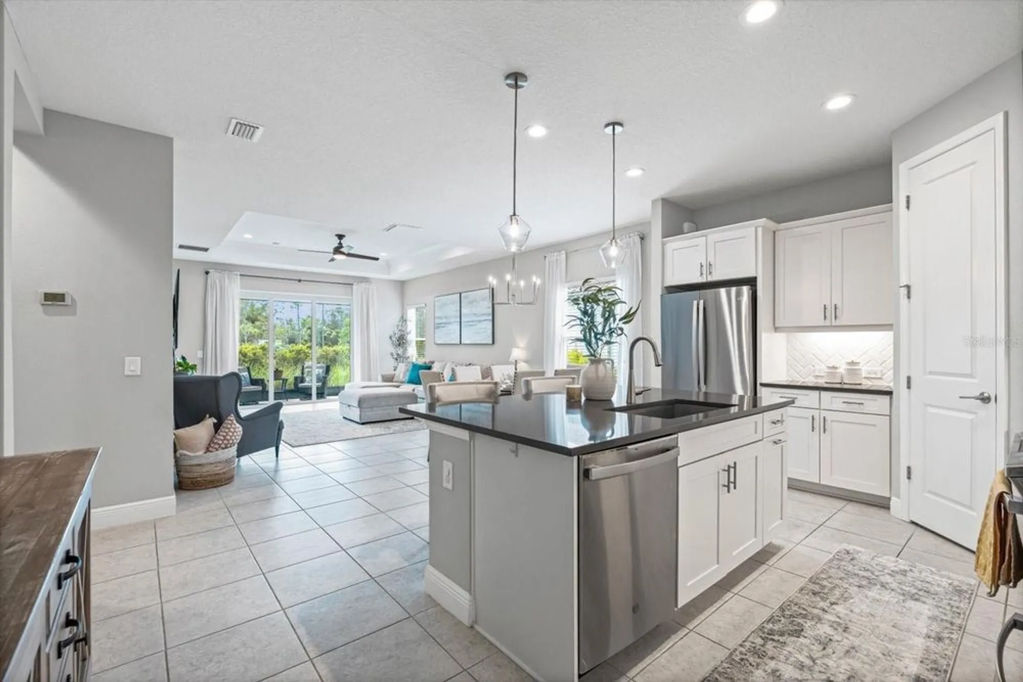 Property Slideshow image 15 of 50 | 13229 steinhatchee loop, Venice, FL, 34293
