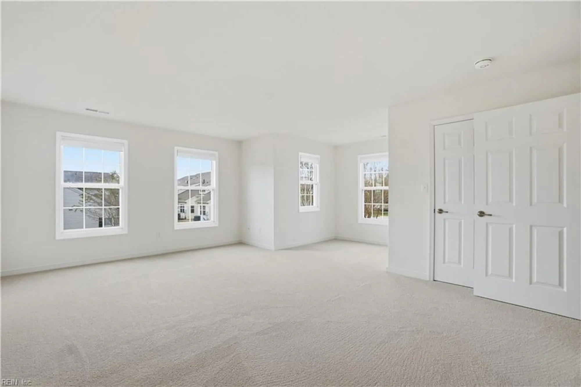 Property Slideshow image 22 of 50 | 502 dunning ln, Chesapeake, VA, 23322