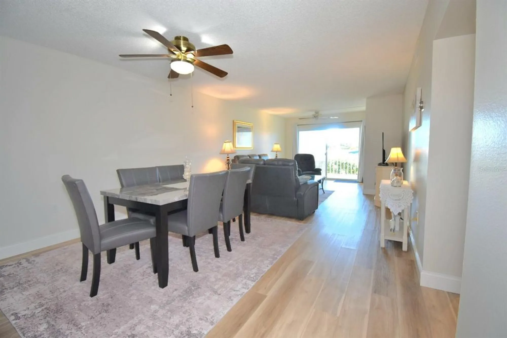 Property Slideshow image 8 of 25 | 970 virginia st apt 308, Dunedin, FL, 34698