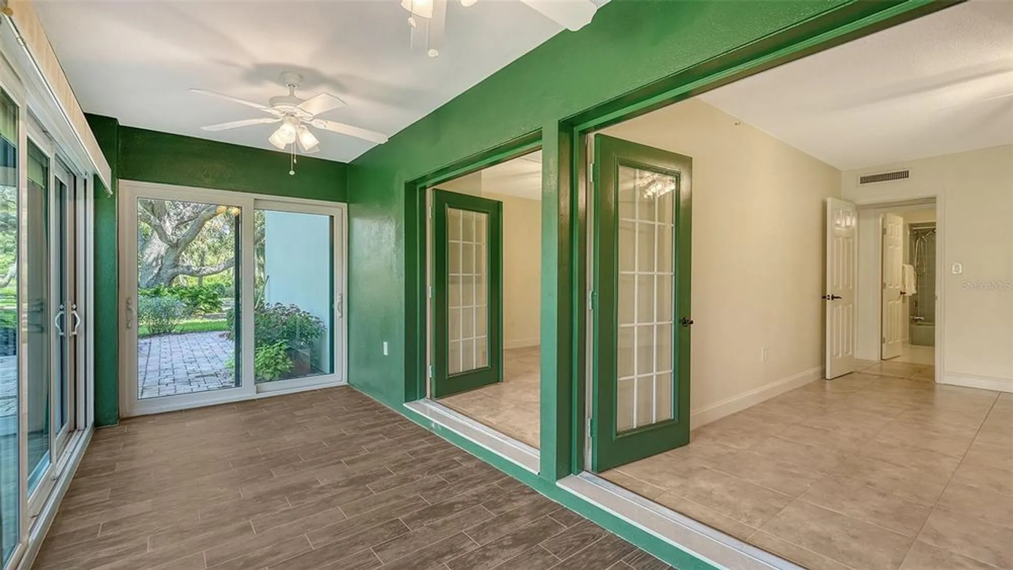 Property Slideshow image 60 of 91 | 225 hourglass way apt 103, Sarasota, FL, 34242
