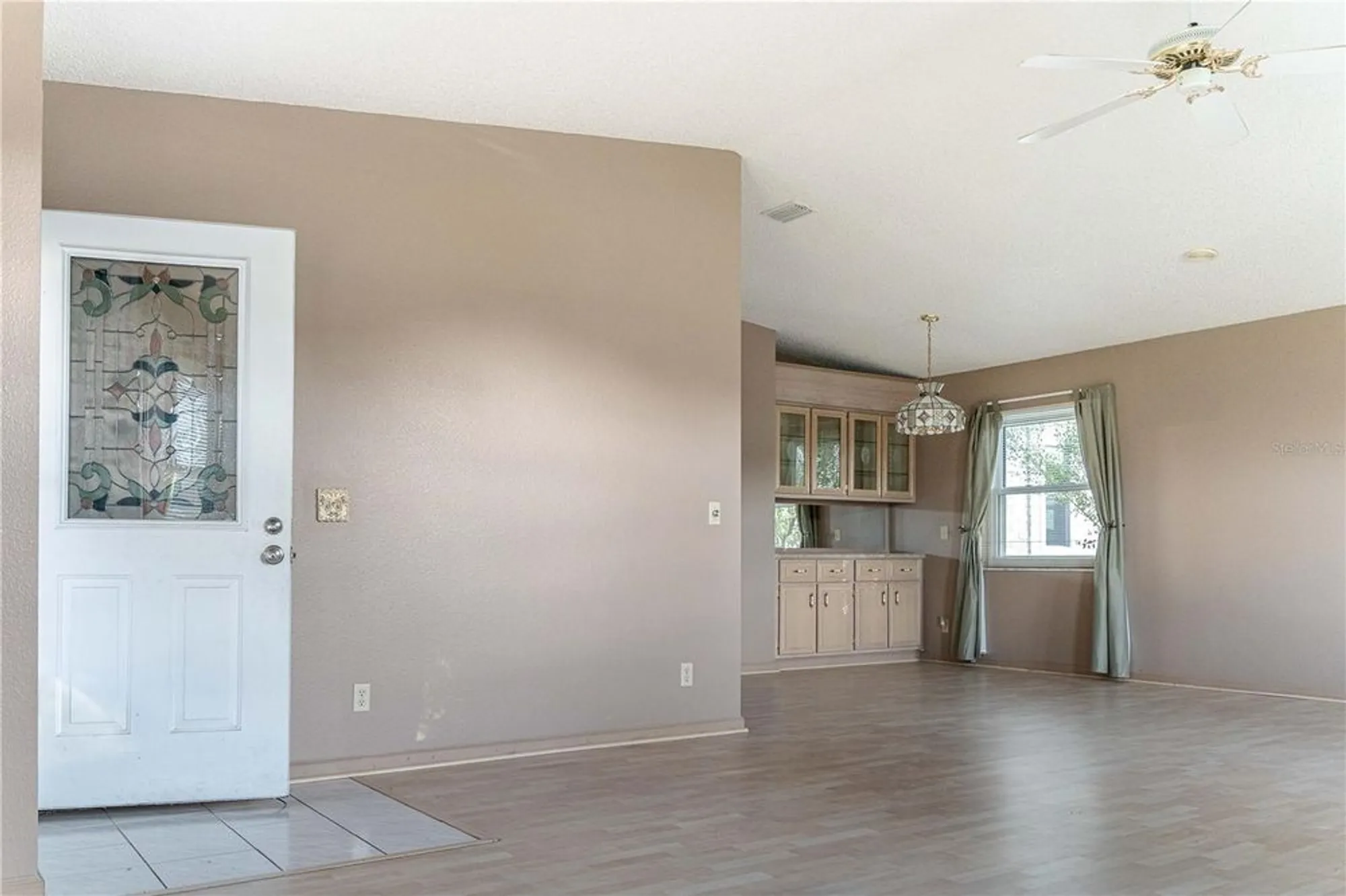 Property Slideshow image 10 of 58 | 1204 maria ct, Lady Lake, FL, 32159