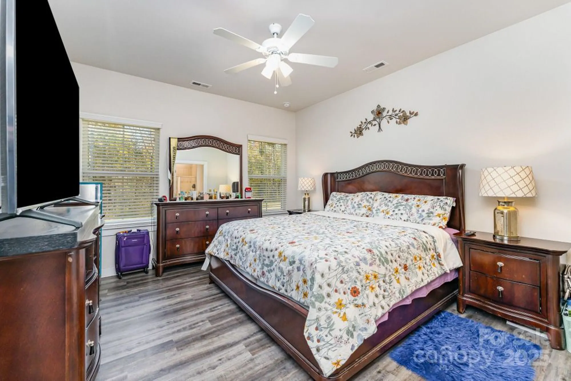 Property Slideshow image 13 of 24 | 10356 black locust ln, Charlotte, NC, 28215