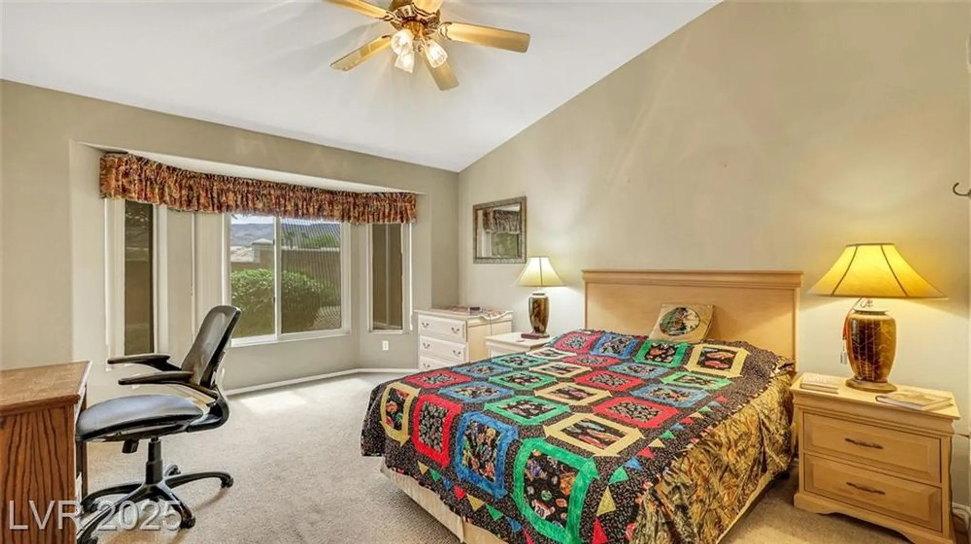 Property Slideshow image 23 of 31 | 2075 joy view ln, Henderson, NV, 89012