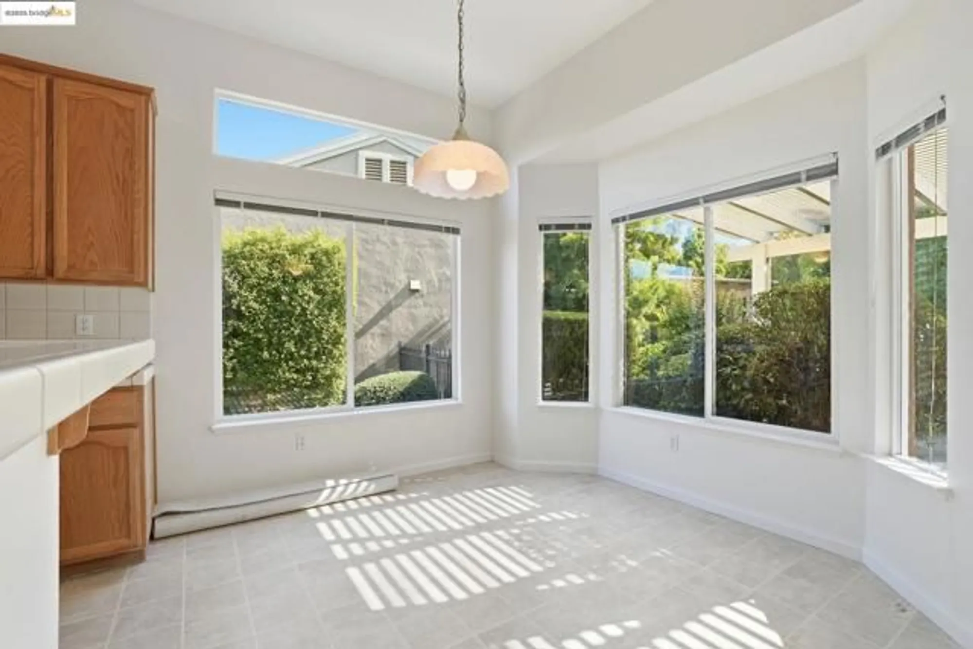 Property Slideshow image 12 of 52 | 84 spencer way, Brentwood, CA, 94513