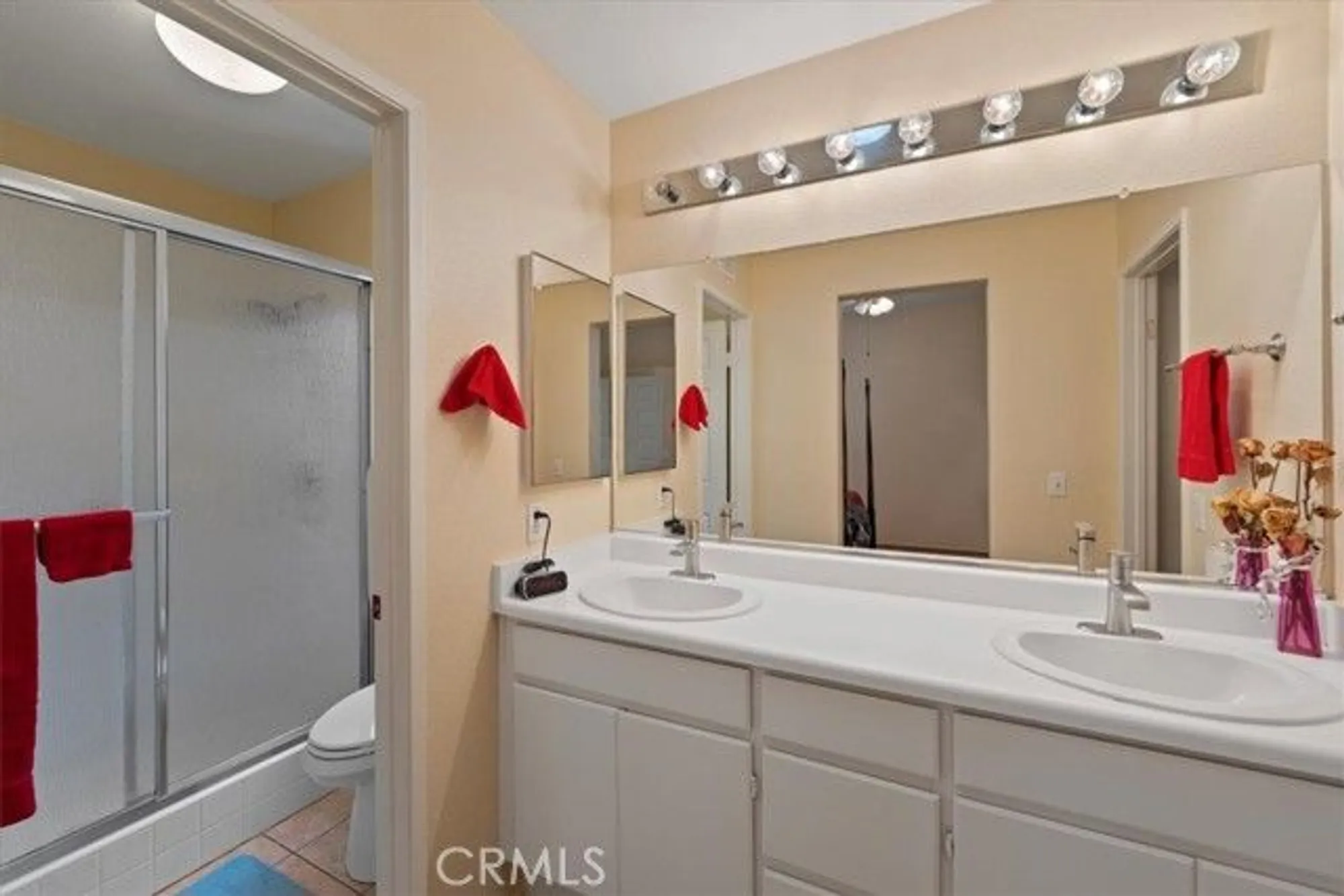 Property Slideshow image 18 of 32 | 40717 corte albara, Murrieta, CA, 92562