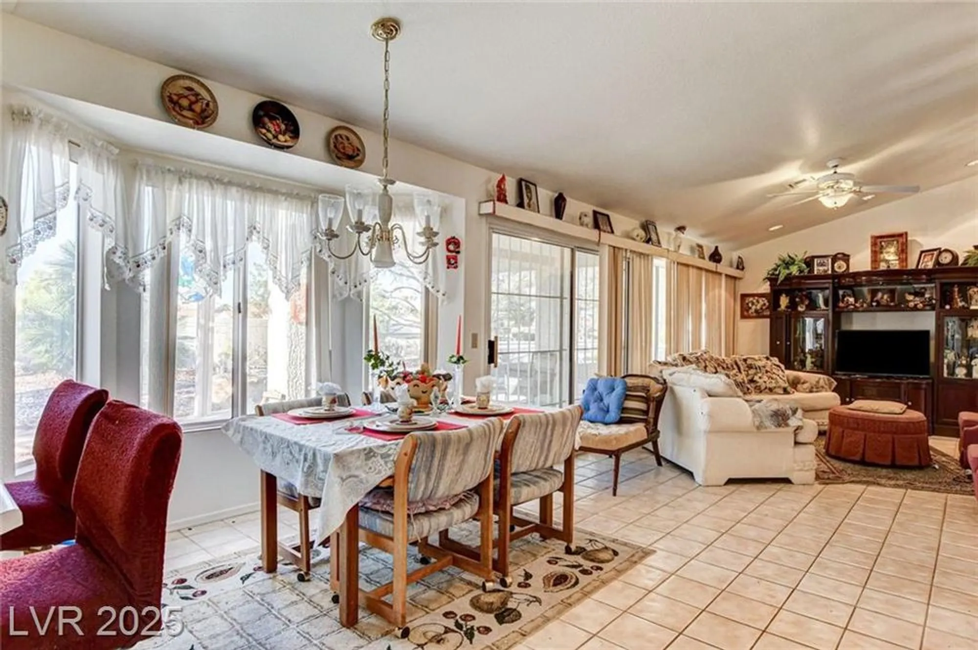 Property Slideshow image 22 of 48 | 8844 sunny mead ct, Las Vegas, NV, 89134