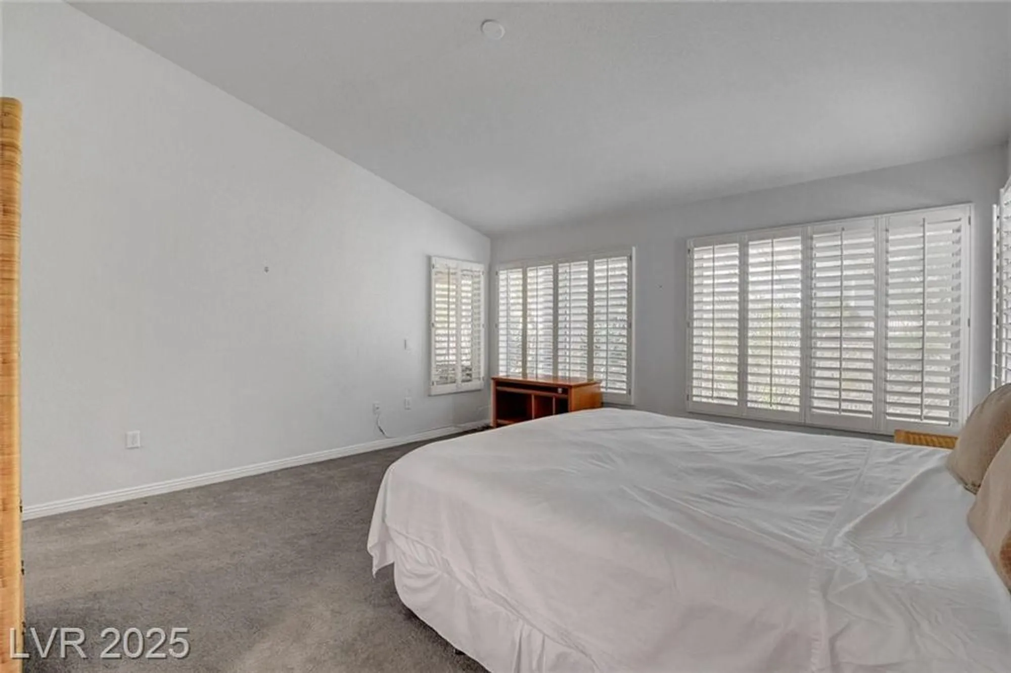 Property Slideshow image 31 of 54 | 2505 palmridge dr, Las Vegas, NV, 89134