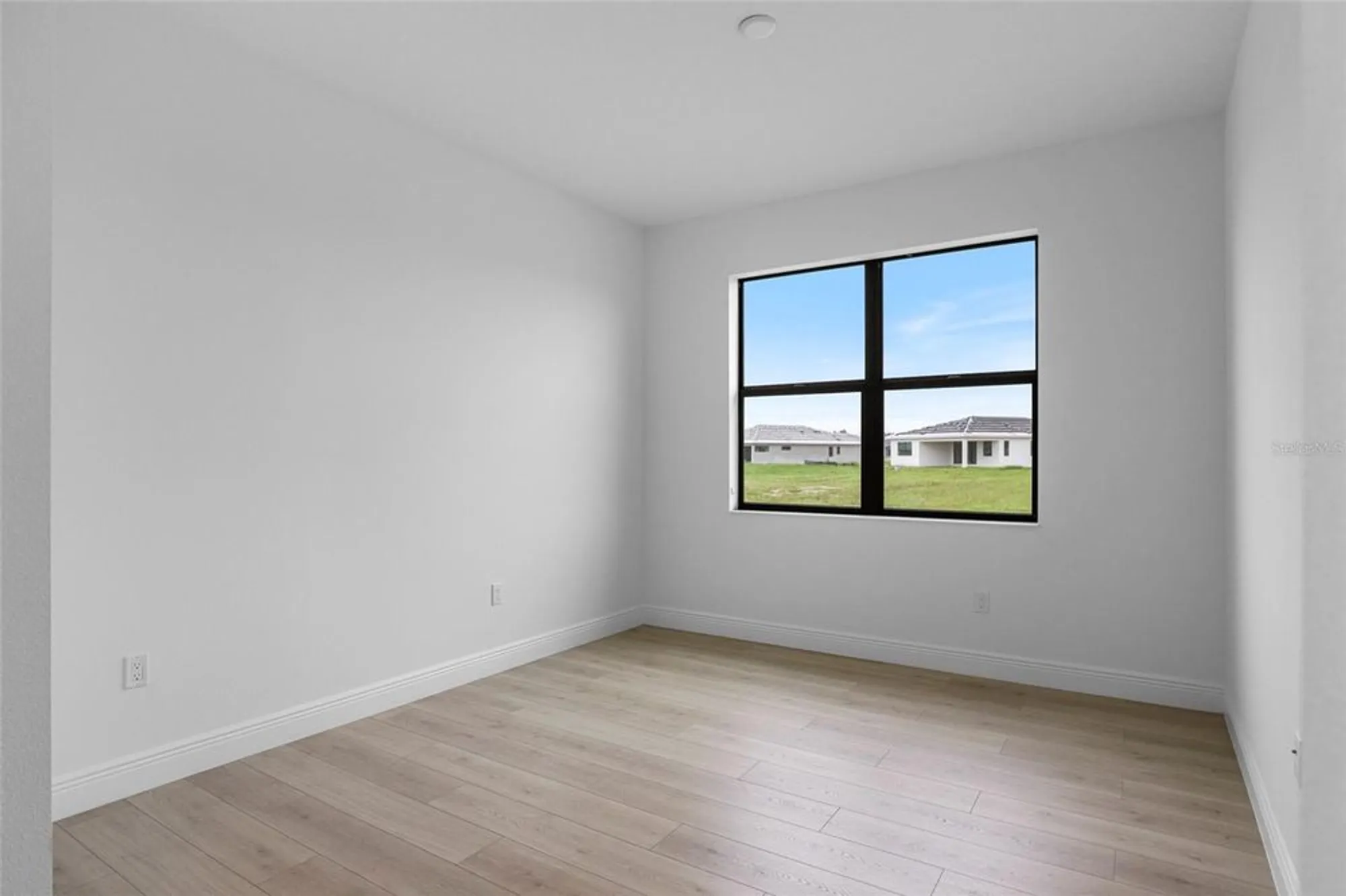 Property Slideshow image 21 of 55 | 18373 rockport pl, Lakewood Ranch, FL, 34211