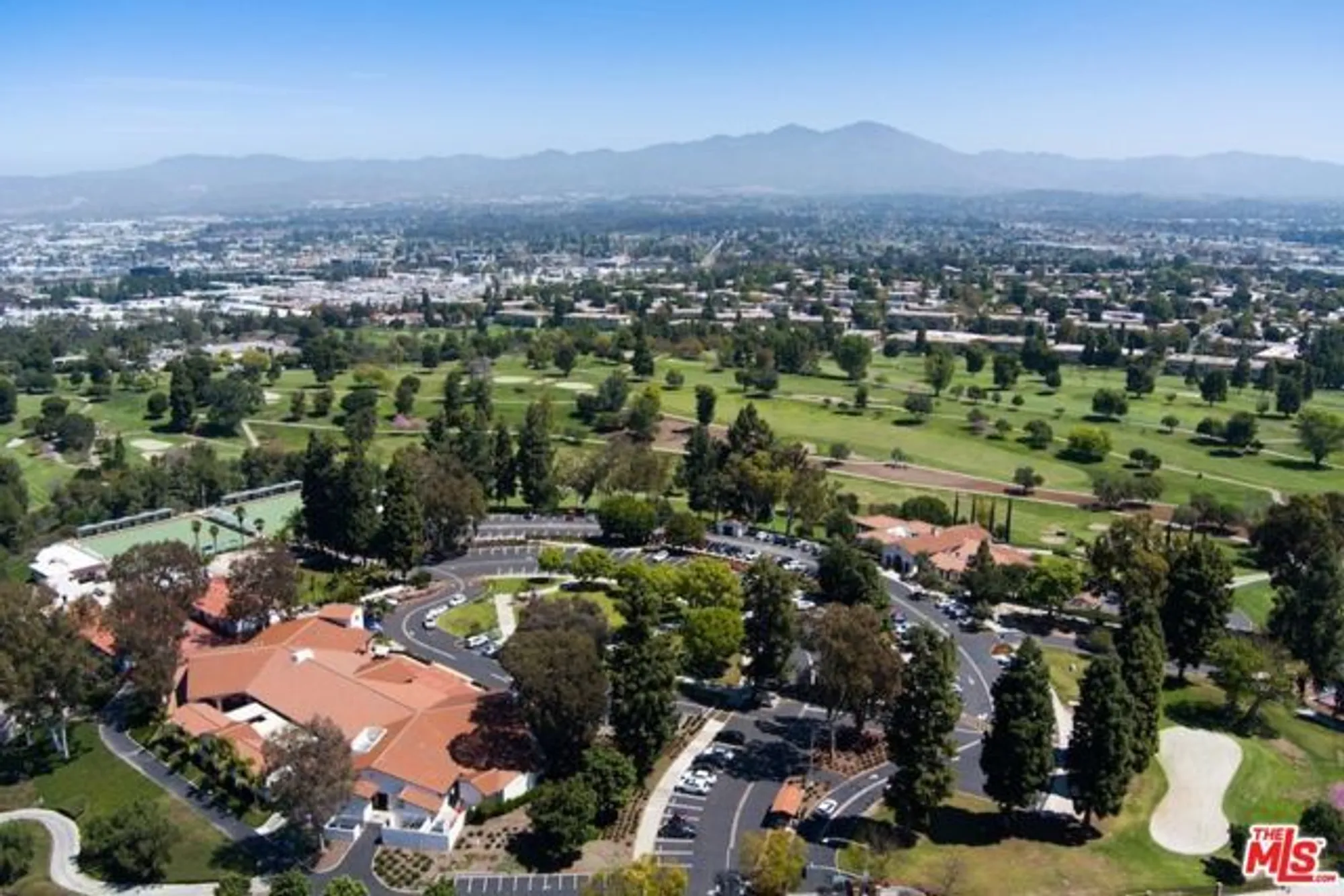 Property Slideshow image 18 of 22 | 395 avenida castilla b, Laguna Woods, CA, 92637