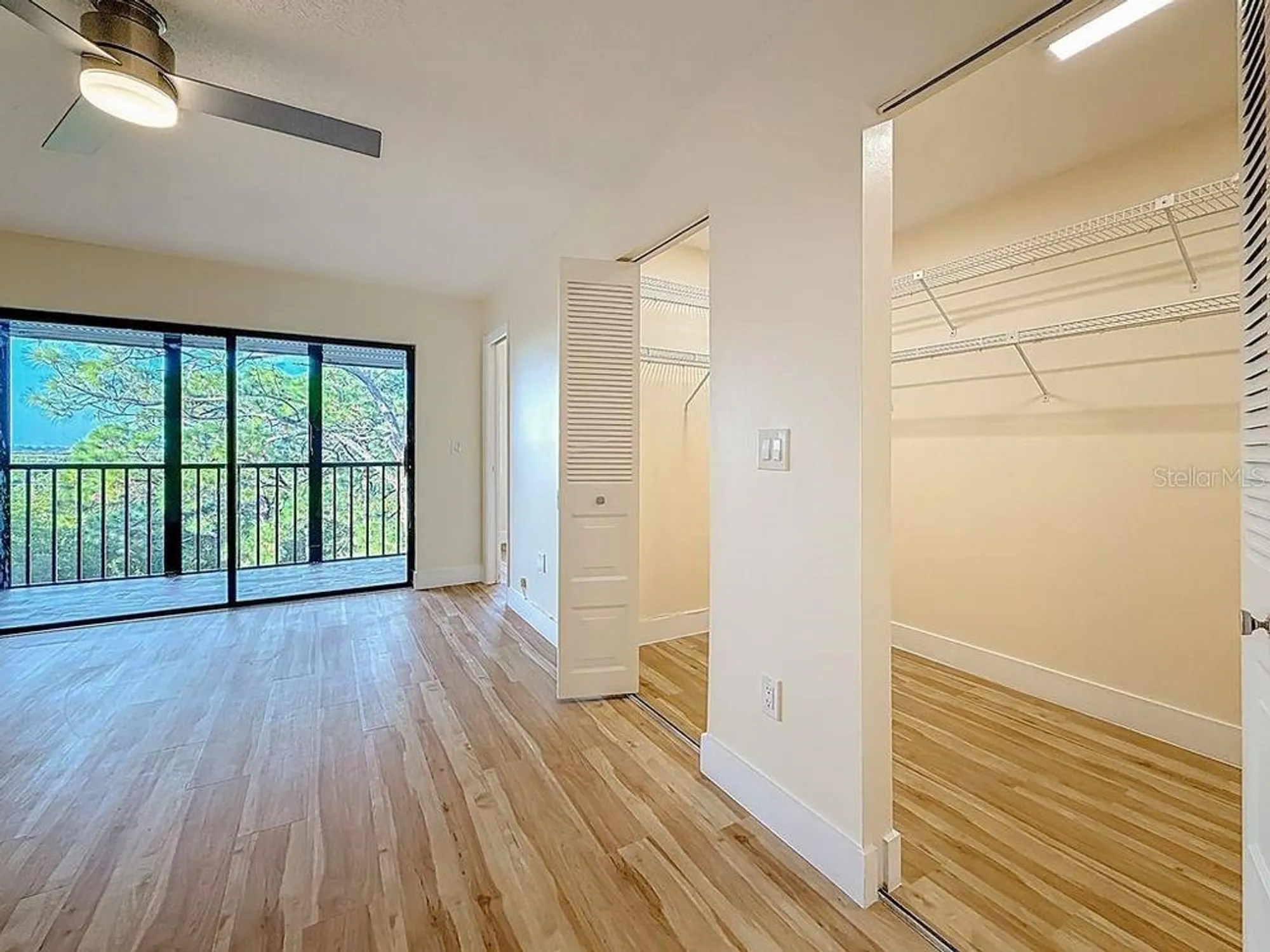 Property Slideshow image 30 of 50 | 8198 terrace garden dr n unit 407, St Petersburg, FL, 33709