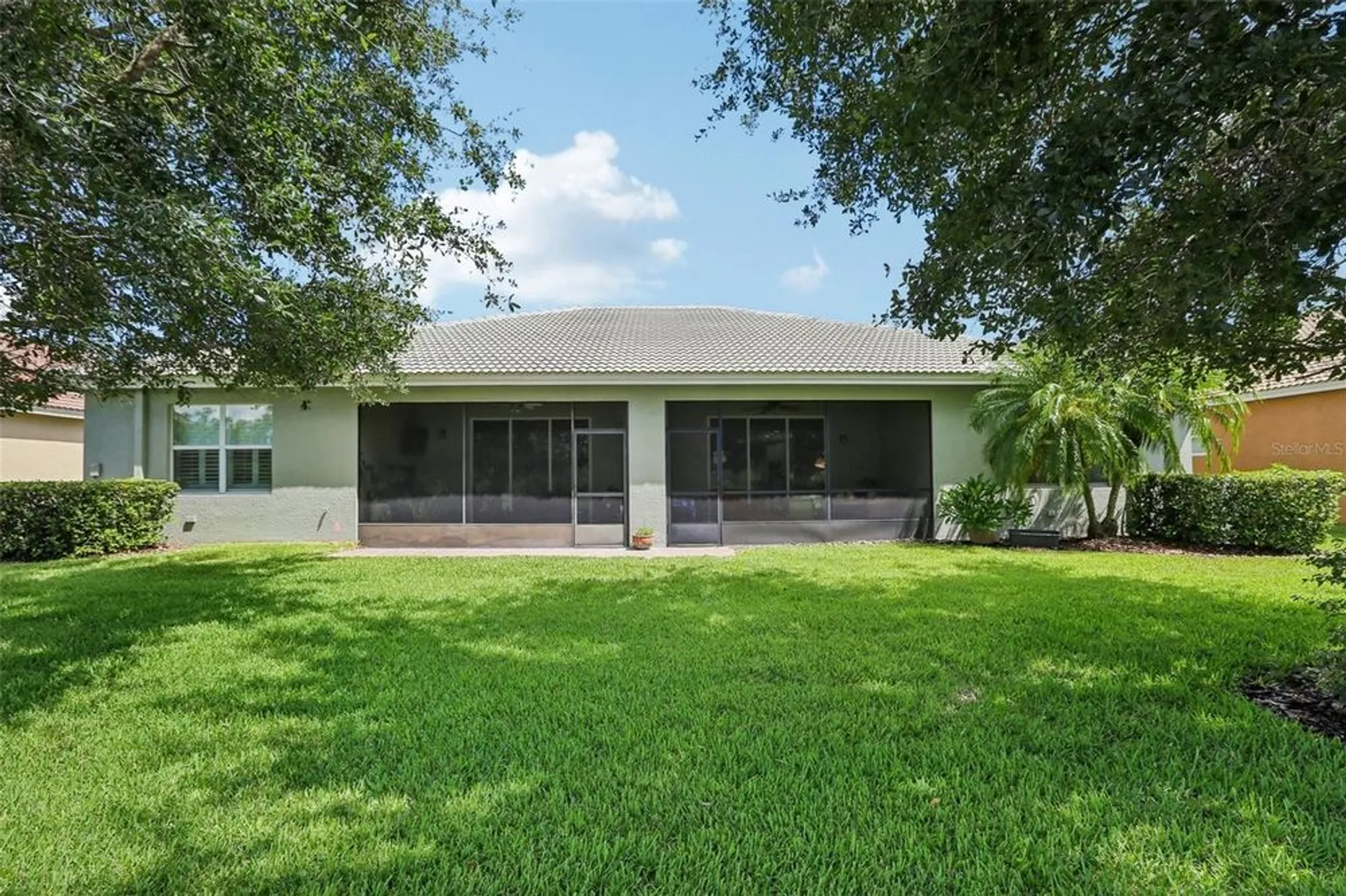 Property Slideshow image 34 of 73 | 15820 aurora lake cir, Wimauma, FL, 33598