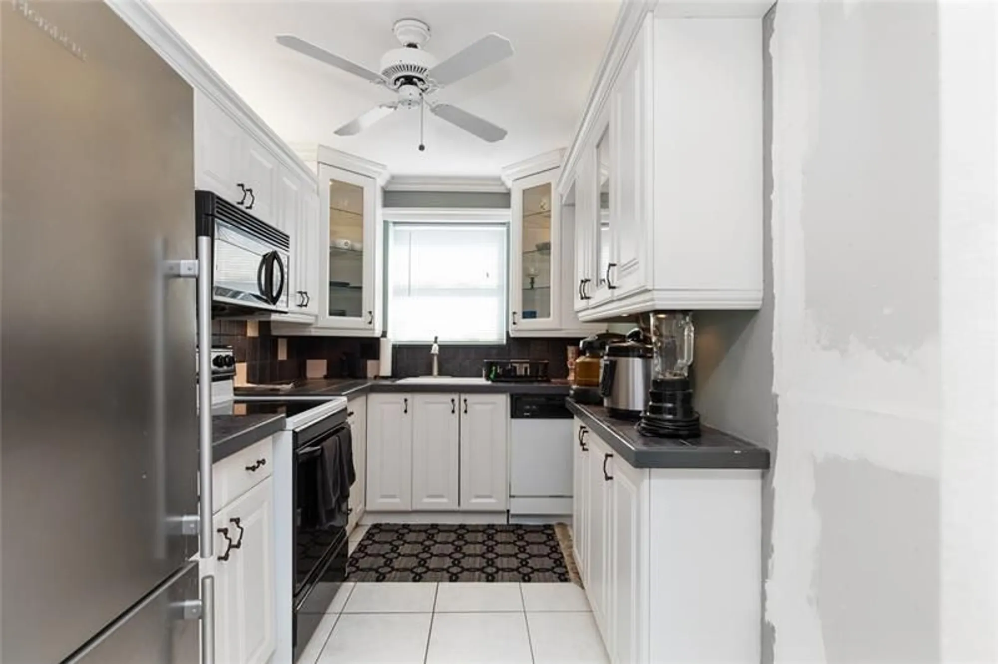 Property Slideshow image 35 of 43 | 2731 ne 14th street cswy 710, Pompano Beach, FL, 33062