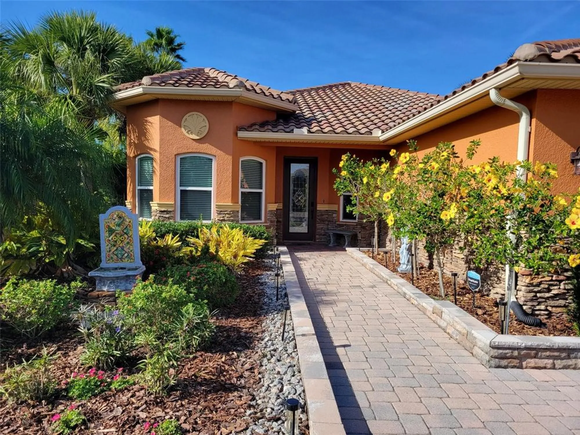 Property Slideshow image 2 of 68 | 193 torino ln, Kissimmee, FL, 34759