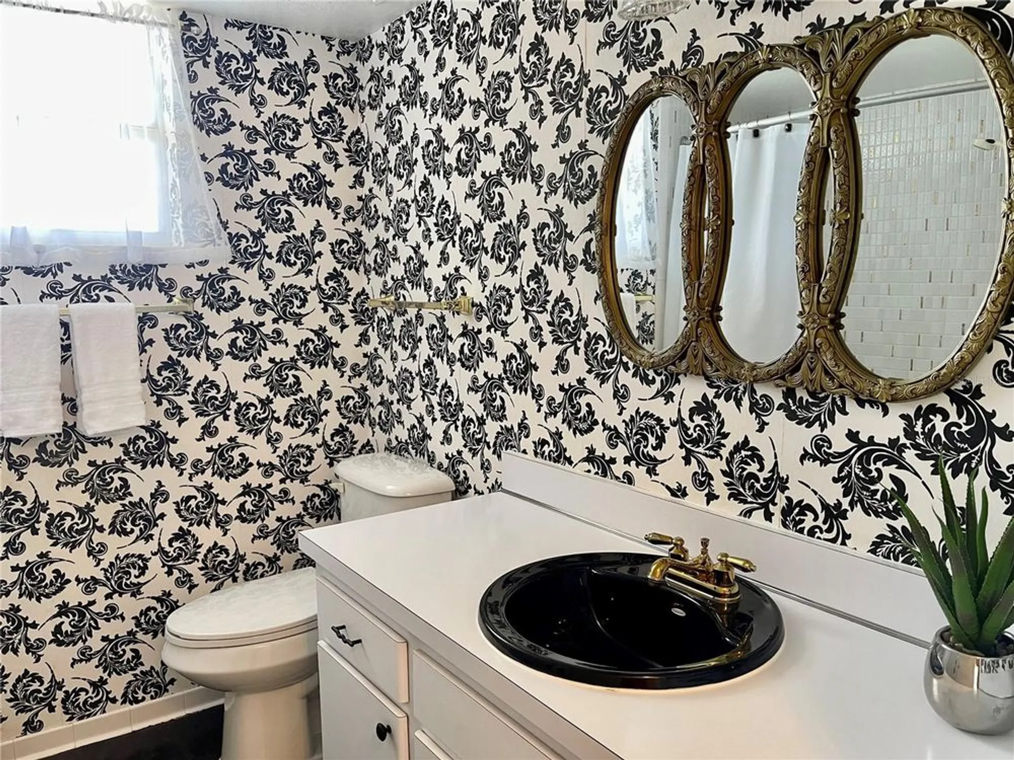 Property Slideshow image 24 of 45 | 700 mirror ter 603, Winter Haven, FL, 33881
