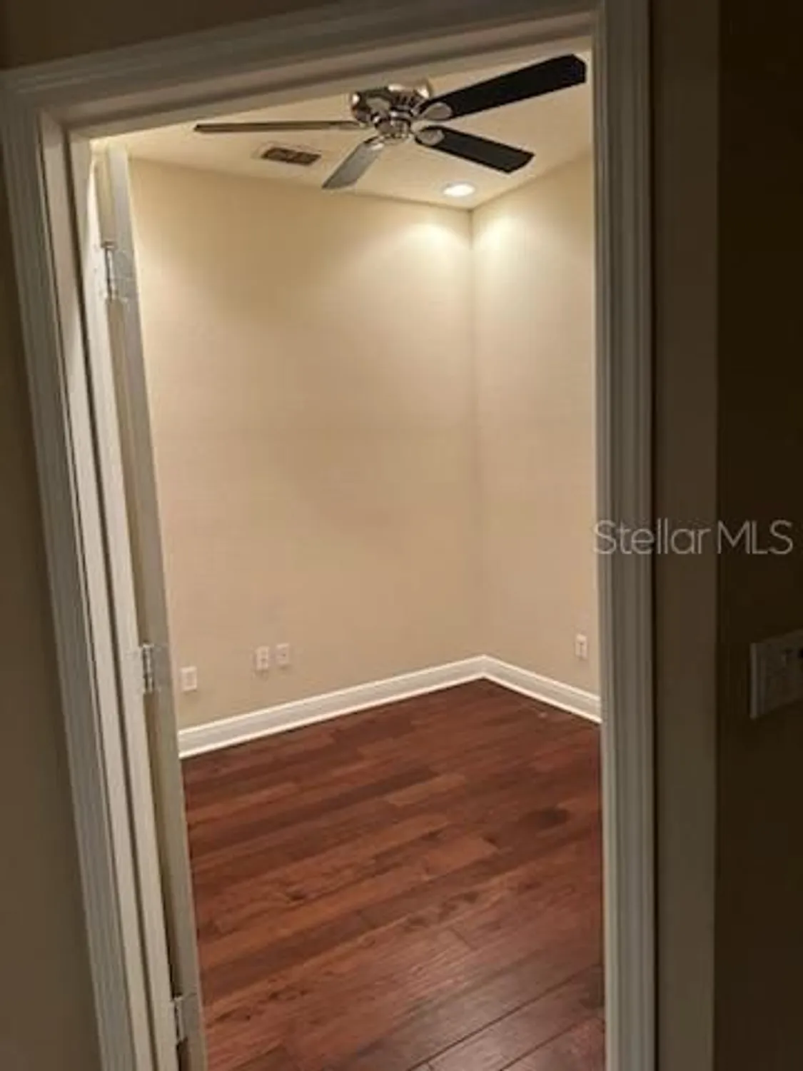 Property Slideshow image 54 of 71 | 22004 belgian ct, Mount Dora, FL, 32757