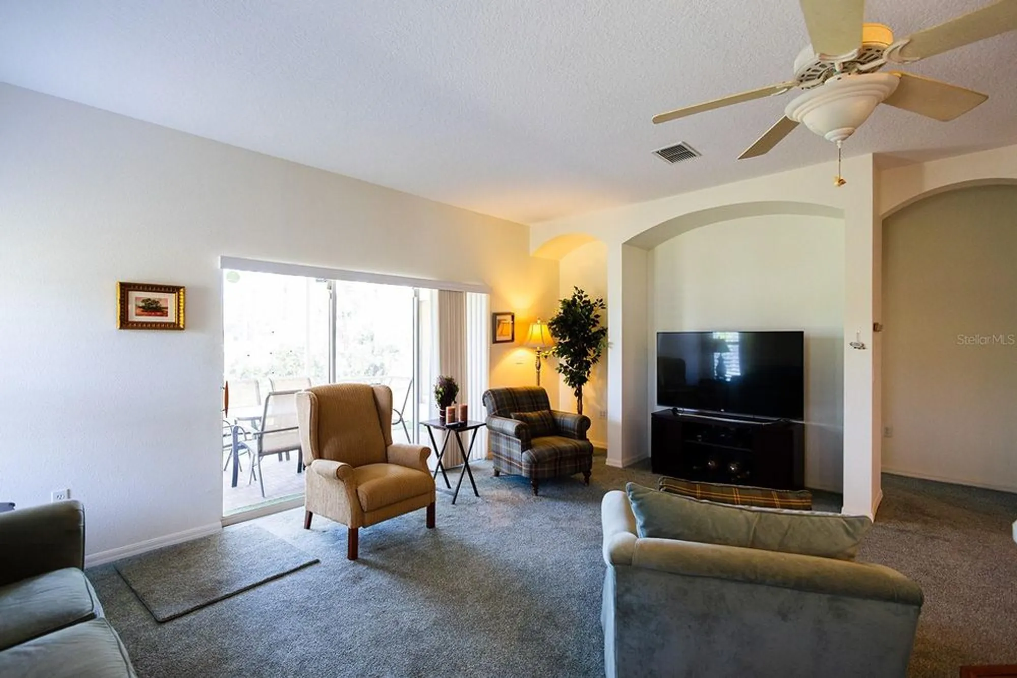 Property Slideshow image 8 of 37 | 2542 sandy hill ct, Holiday, FL, 34691