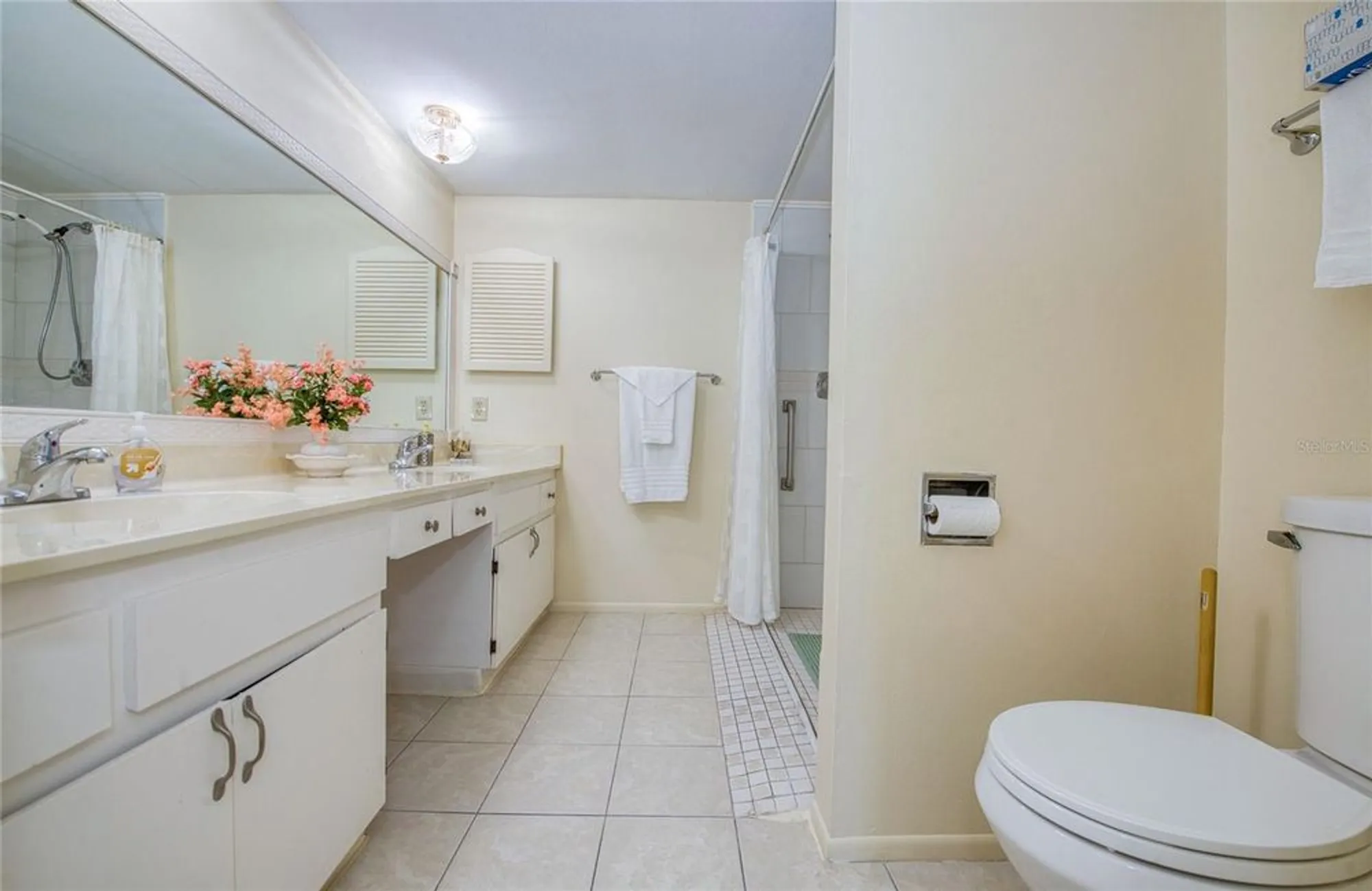 Property Slideshow image 17 of 38 | 19029 us highway 19 n apt 31f, Clearwater, FL, 33764