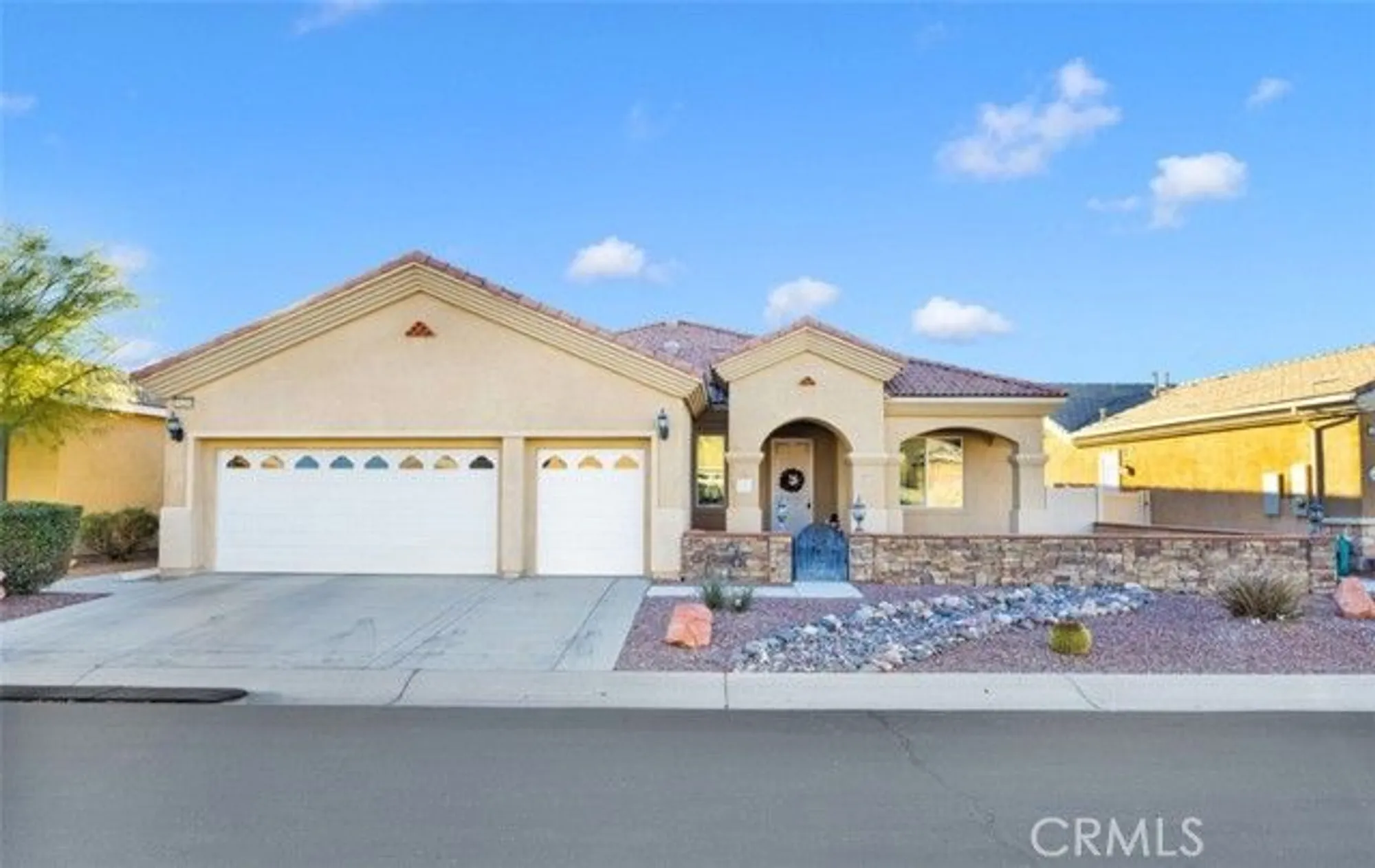 Property Slideshow image 1 of 22 | 10266 lakeshore dr, Apple Valley, CA, 92308