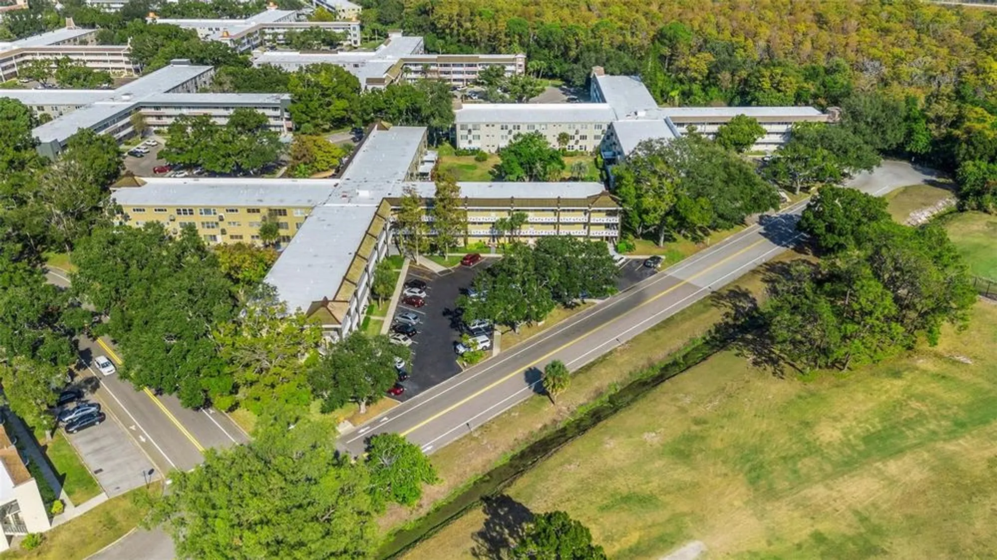 Property Slideshow image 39 of 70 | 2416 world parkway blvd apt 8, Clearwater, FL, 33763