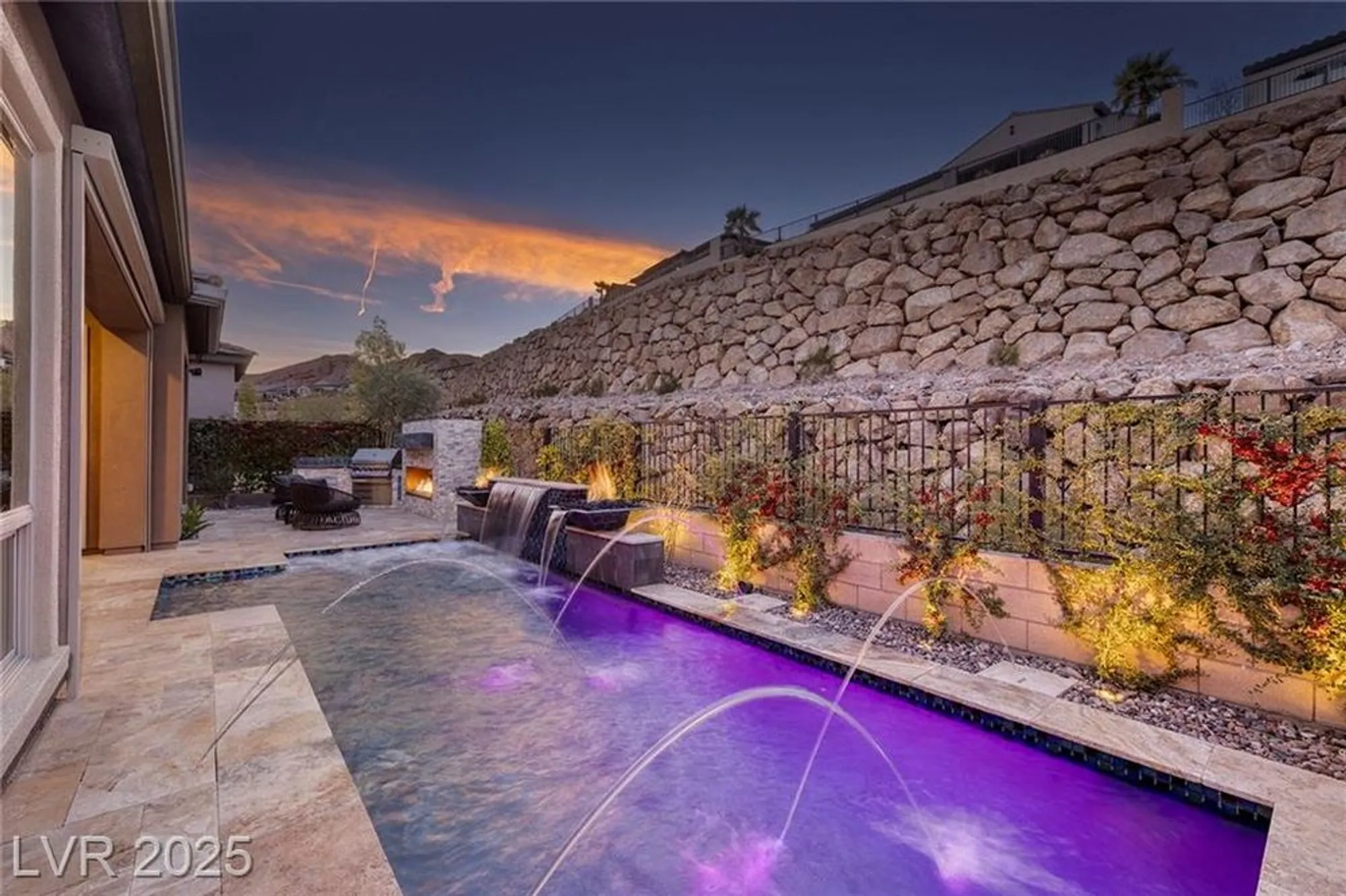 Property Slideshow image 1 of 52 | 33 desert juniper ln, Henderson, NV, 89011