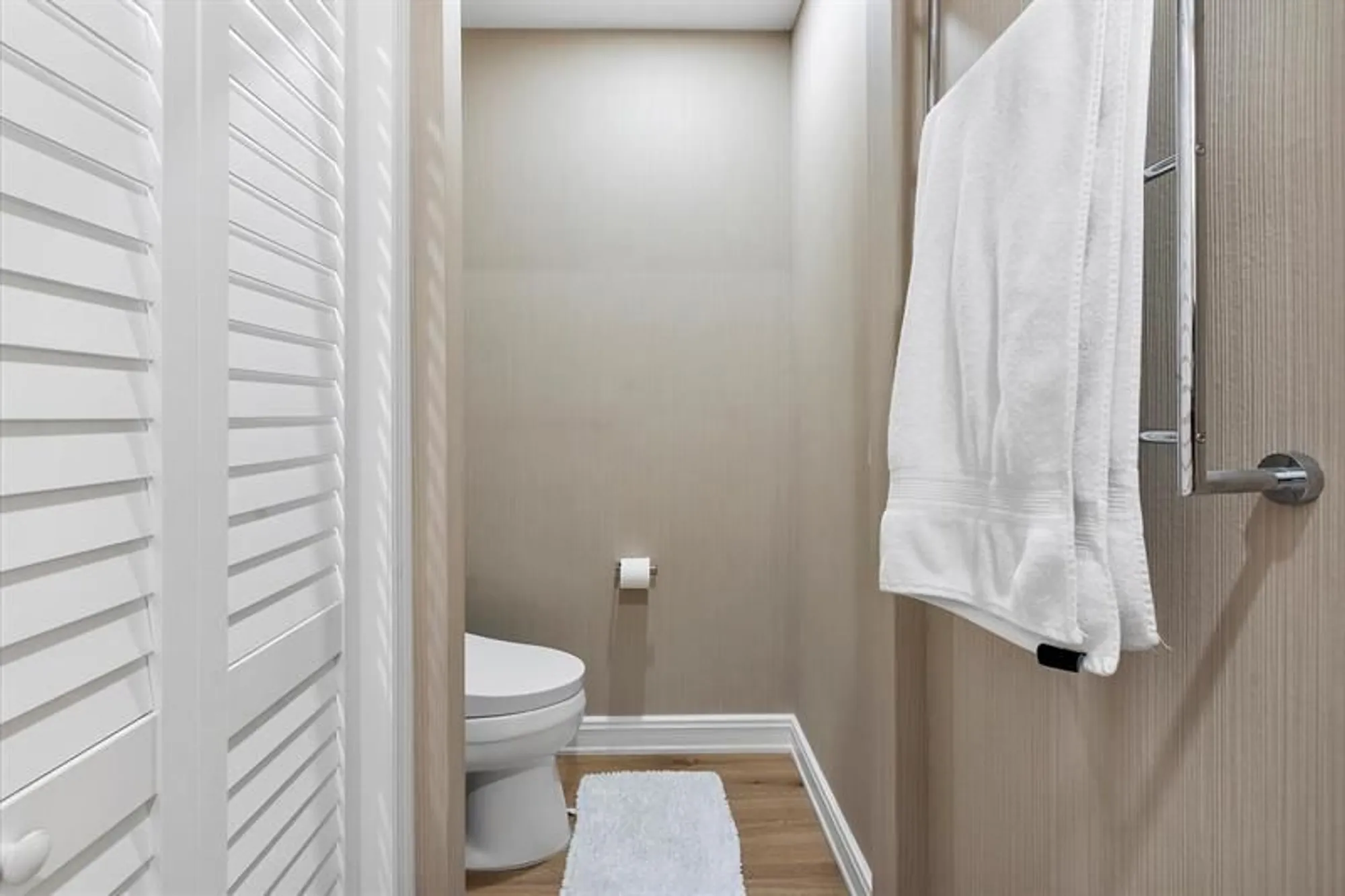 Property Slideshow image 40 of 70 | 16135 emerald estates dr apt 164, Weston, FL, 33331