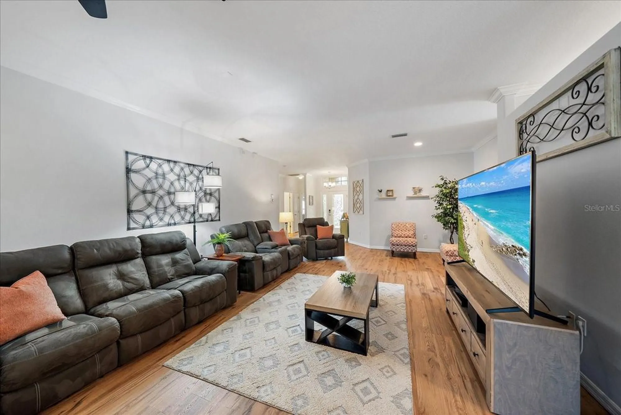 Property Slideshow image 34 of 46 | 131 river enclave ct, Bradenton, FL, 34212