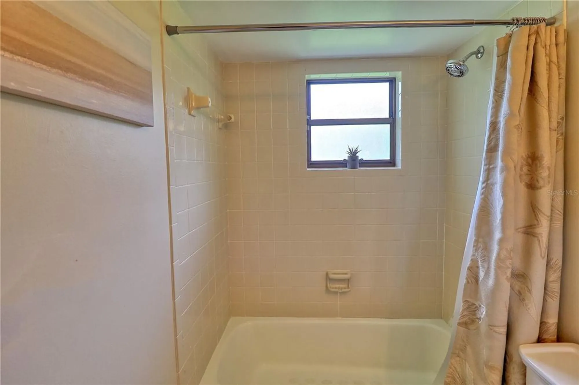 Property Slideshow image 43 of 77 | 7149 fairway bend cir, Sarasota, FL, 34243