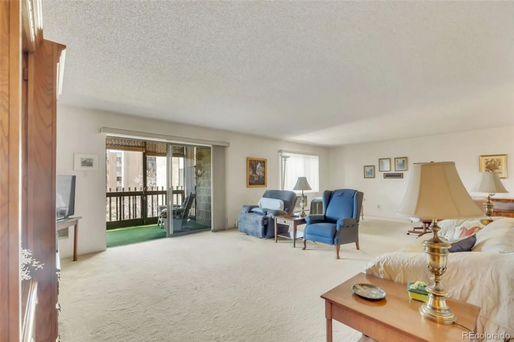 Property Slideshow image 8 of 45 | 14102 e linvale pl 405, Aurora, CO, 80014