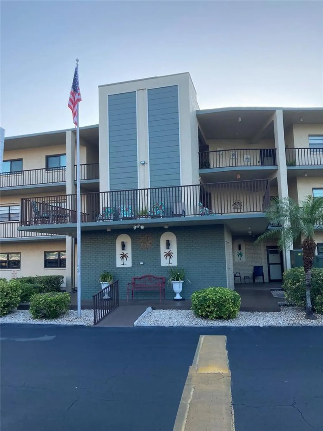 Property Slideshow image 2 of 3 | 7951 58th ave n unit 308, St Petersburg, FL, 33709