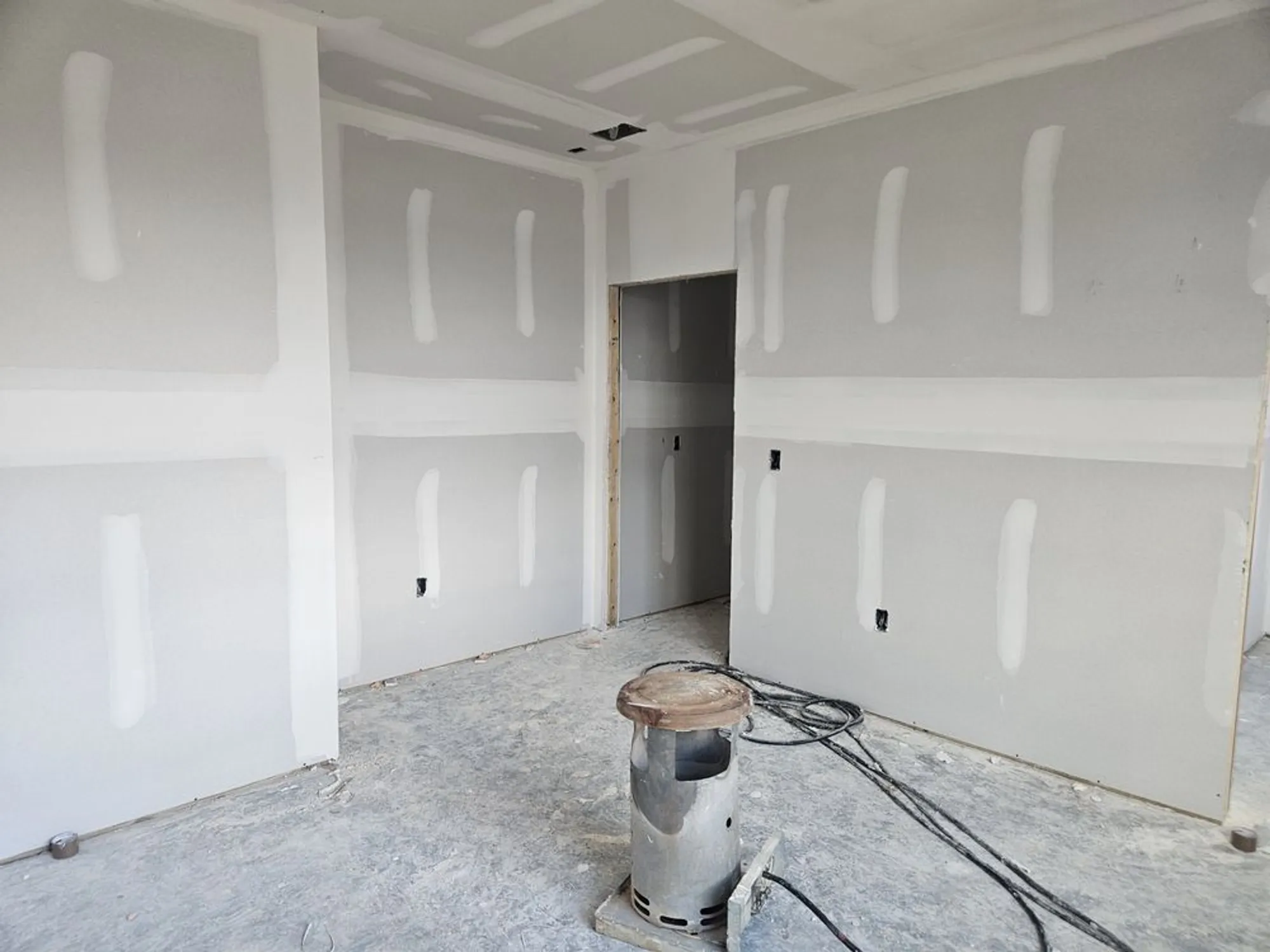 Property Slideshow image 17 of 21 | 409 w stonehaus xing, Antioch, TN, 37013