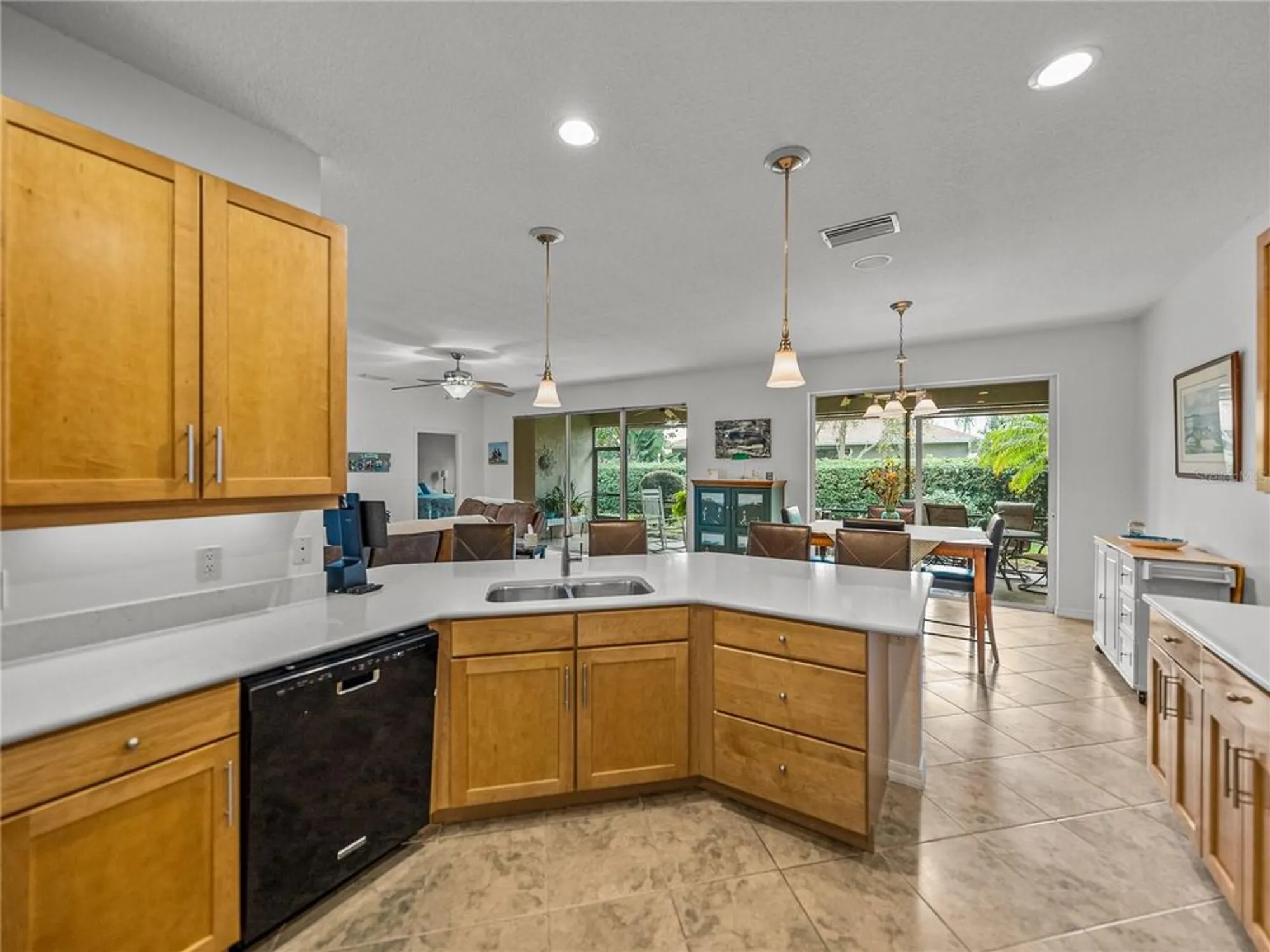 Property Slideshow image 19 of 82 | 4489 strathmore dr, Lake Wales, FL, 33859