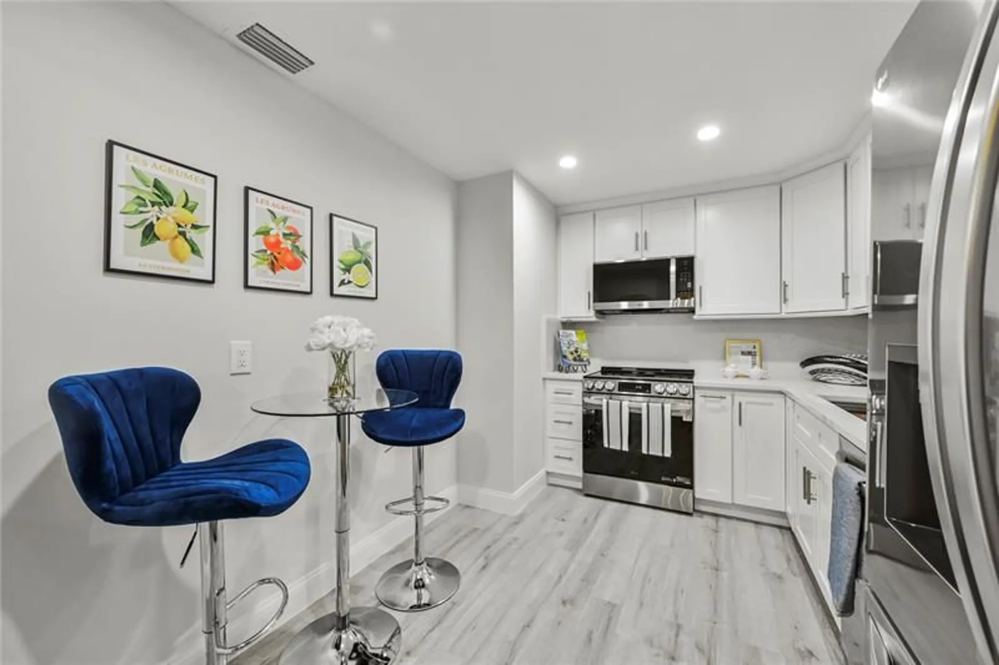 Property Slideshow image 10 of 73 | 1084 nw 83rd ave # 1084, Plantation, FL, 33322