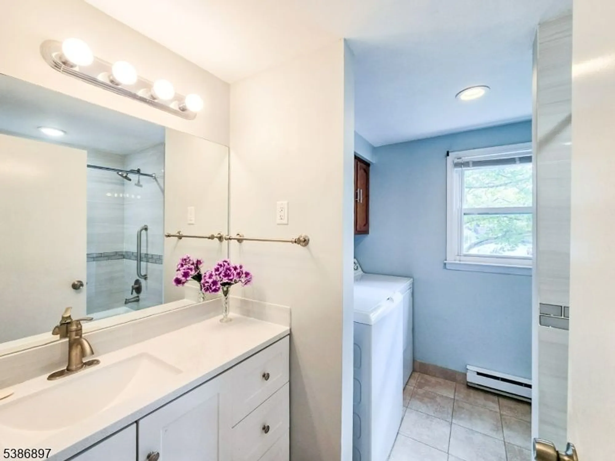 Property Slideshow image 18 of 35 | 374 new bedford ln, Monroe Twp., NJ, 08831