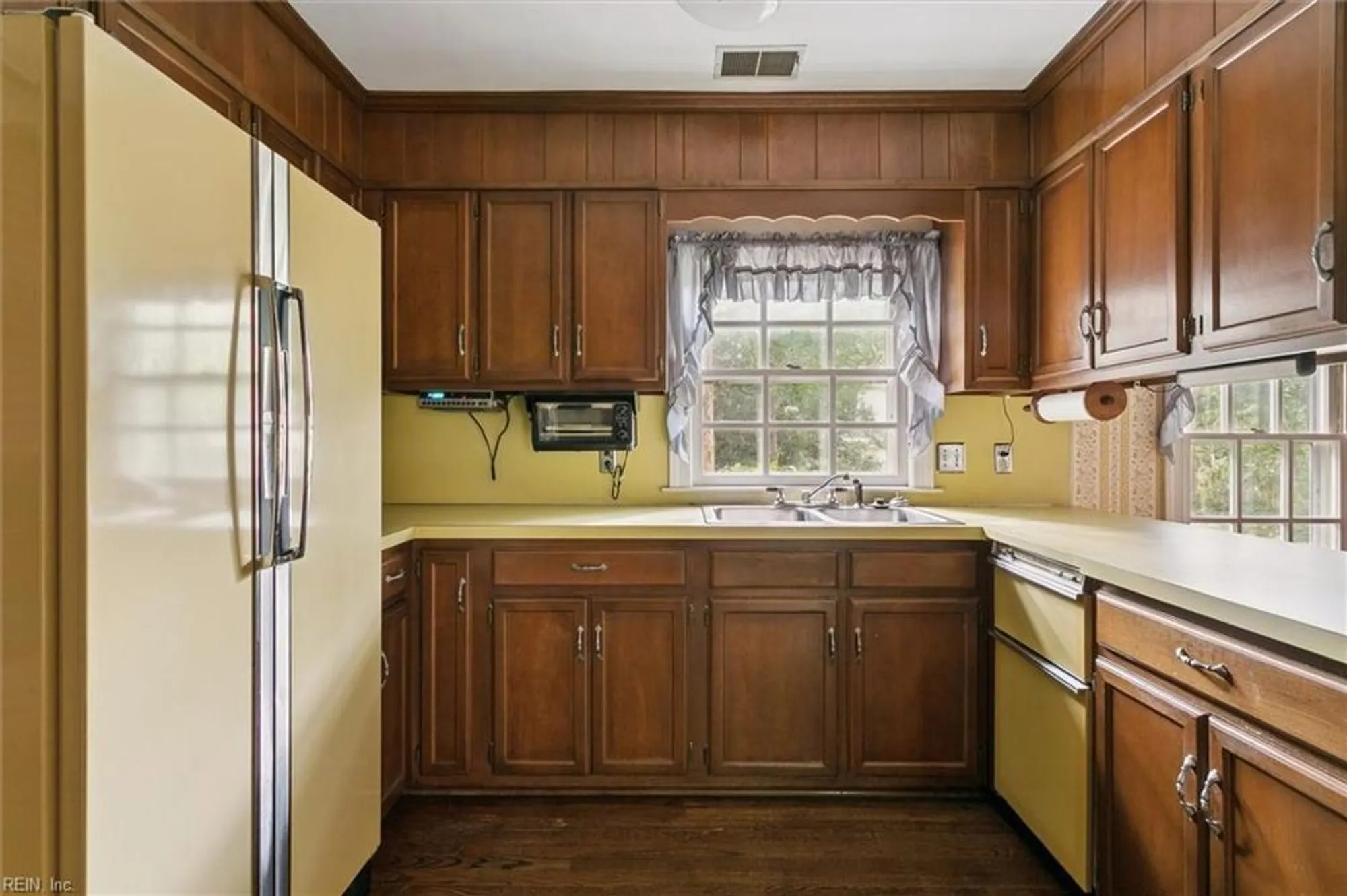Property Slideshow image 10 of 36 | 5 hampton ky, Williamsburg, VA, 23185