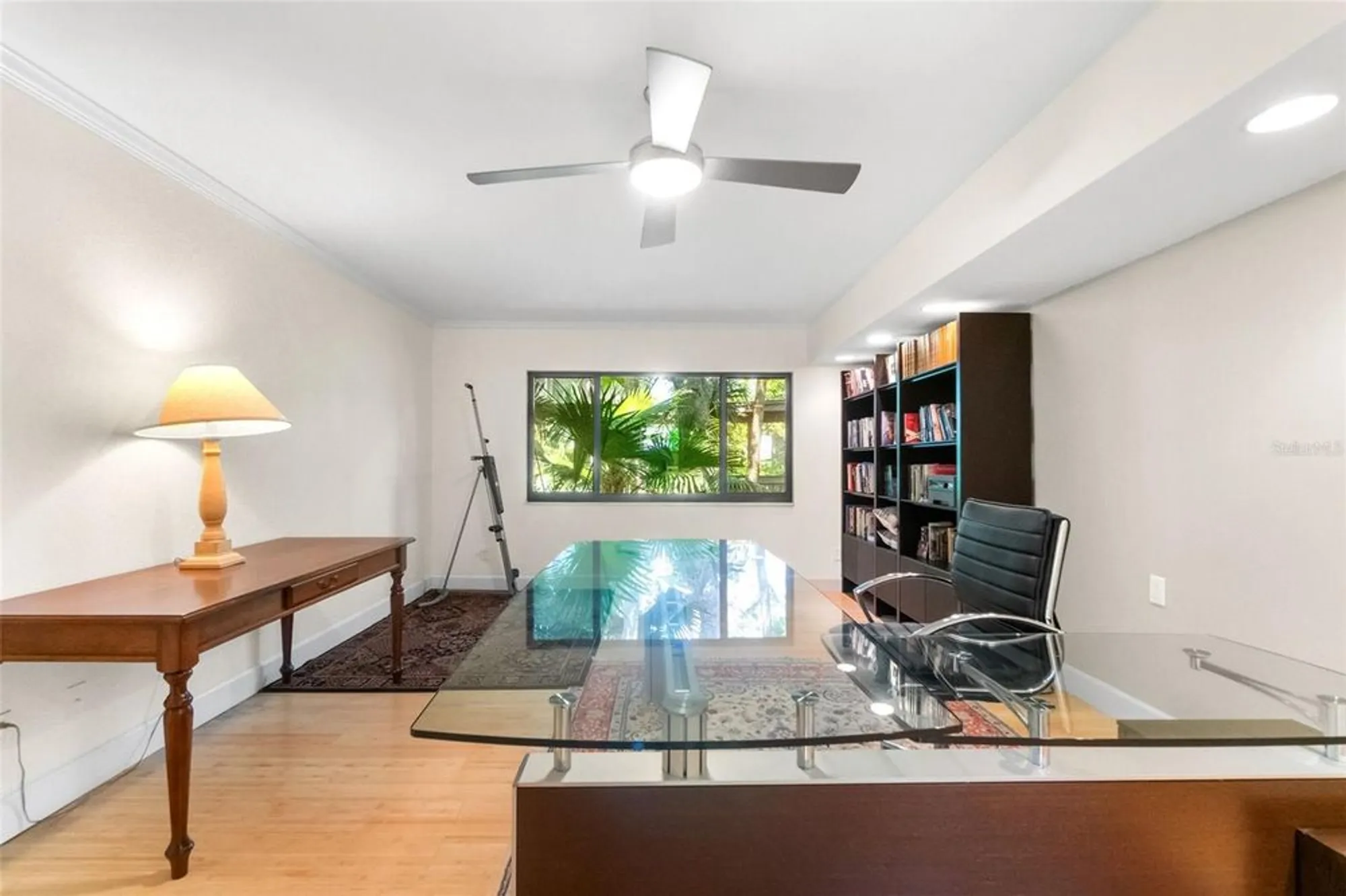 Property Slideshow image 27 of 69 | 1347 landings dr 6, Sarasota, FL, 34231