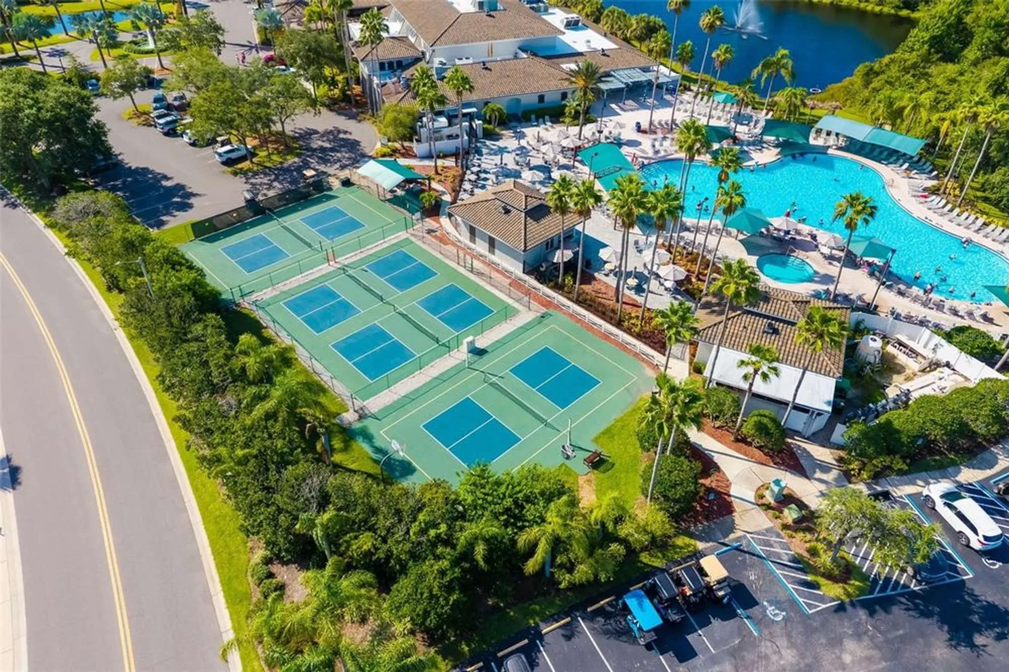 Property Slideshow image 50 of 76 | 2411 new haven cir 70, Sun City Center, FL, 33573