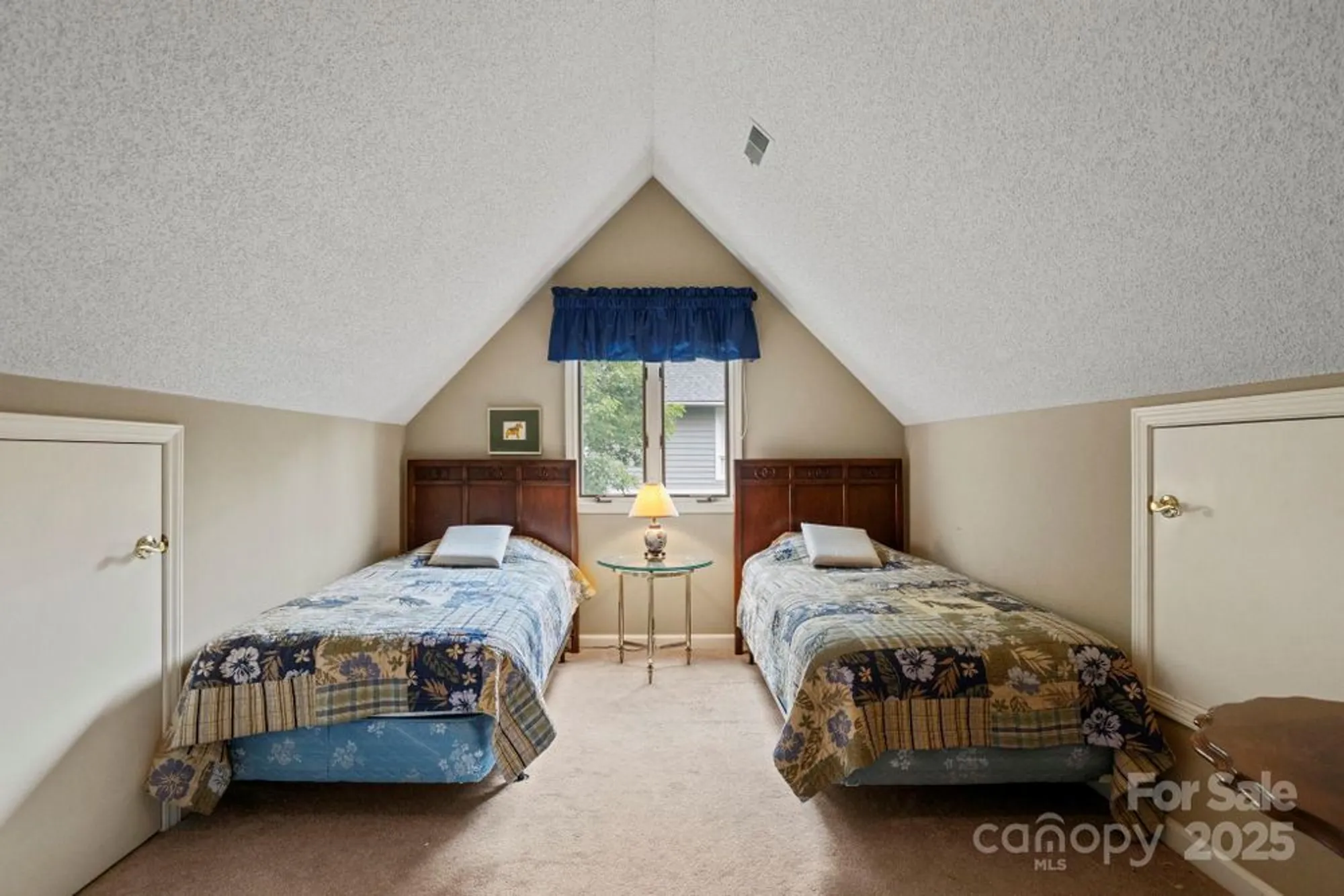Property Slideshow image 32 of 37 | 104 overlook dr, Flat Rock, NC, 28731