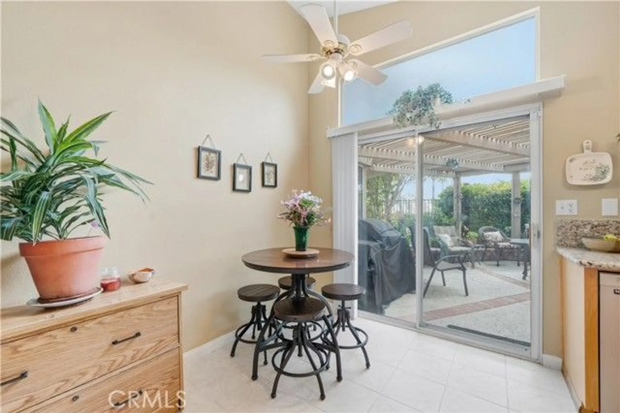 Property Slideshow image 15 of 47 | 24165 corte valente, Murrieta, CA, 92562
