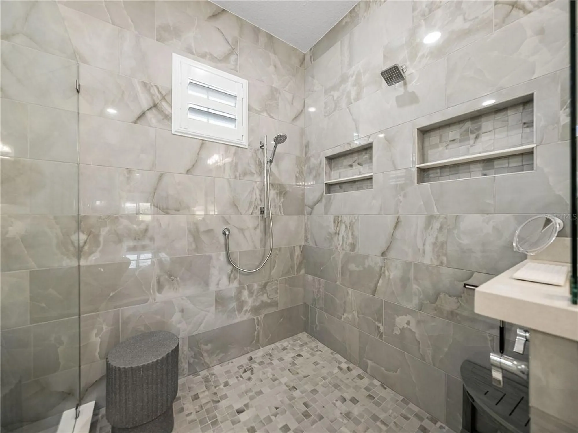 Property Slideshow image 40 of 81 | 13805 carryback dr, Dade City, FL, 33525