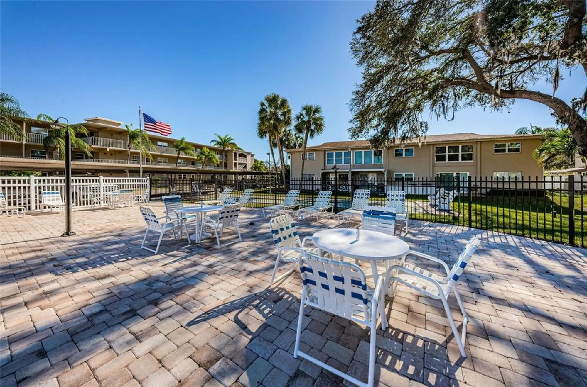 Property Slideshow image 34 of 42 | 946 virginia st 304, Dunedin, FL, 34698