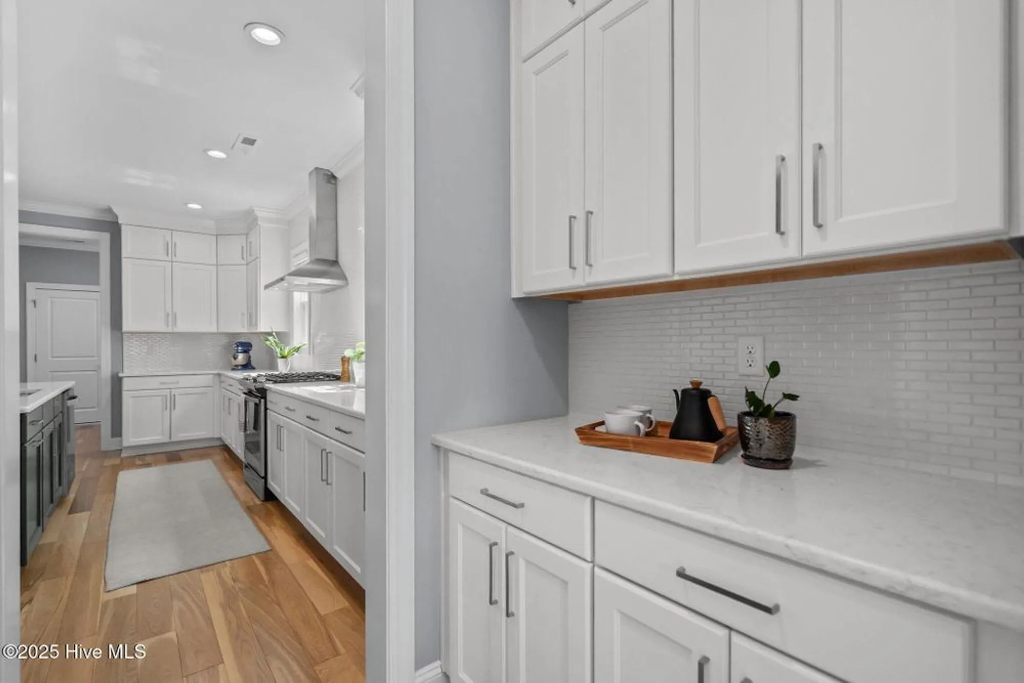 Property Slideshow image 12 of 63 | 4563 old towne st, Wilmington, NC, 28412