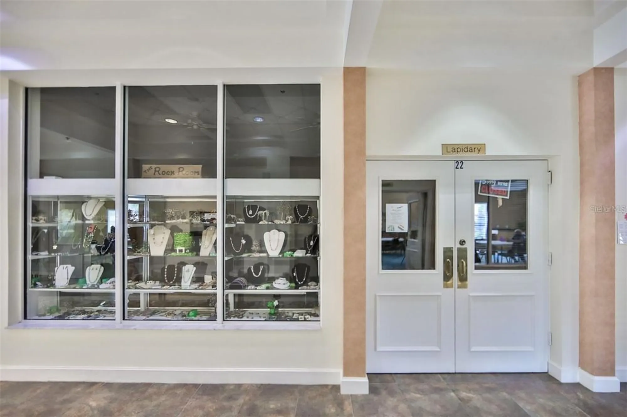 Property Slideshow image 63 of 72 | 901 hendon ct, Sun City Center, FL, 33573