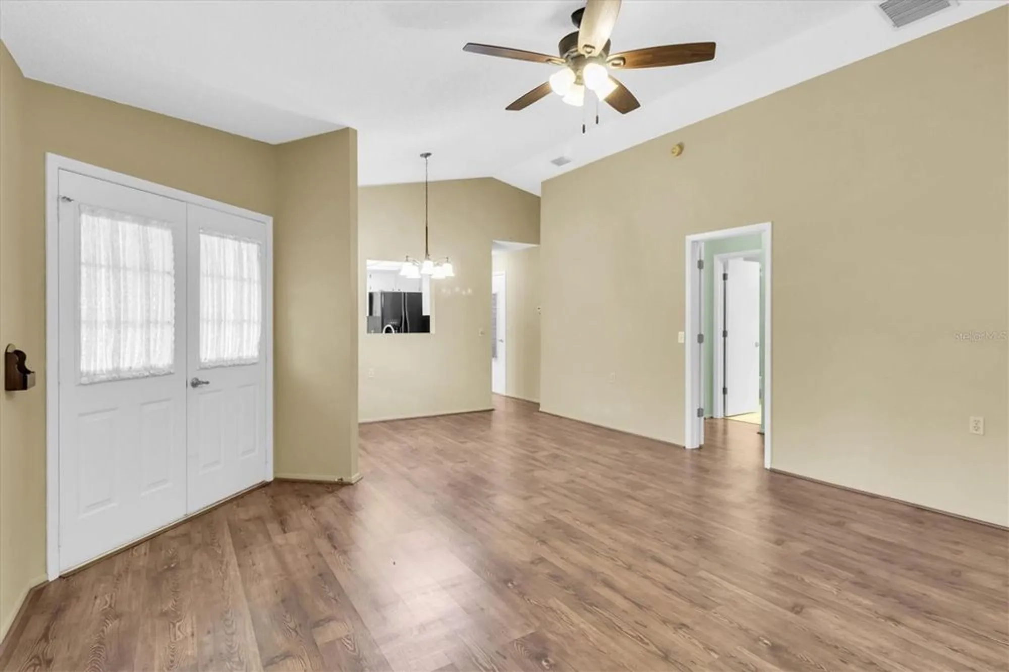 Property Slideshow image 9 of 38 | 4720 sheffield dr # 4720, New Port Richey, FL, 34655