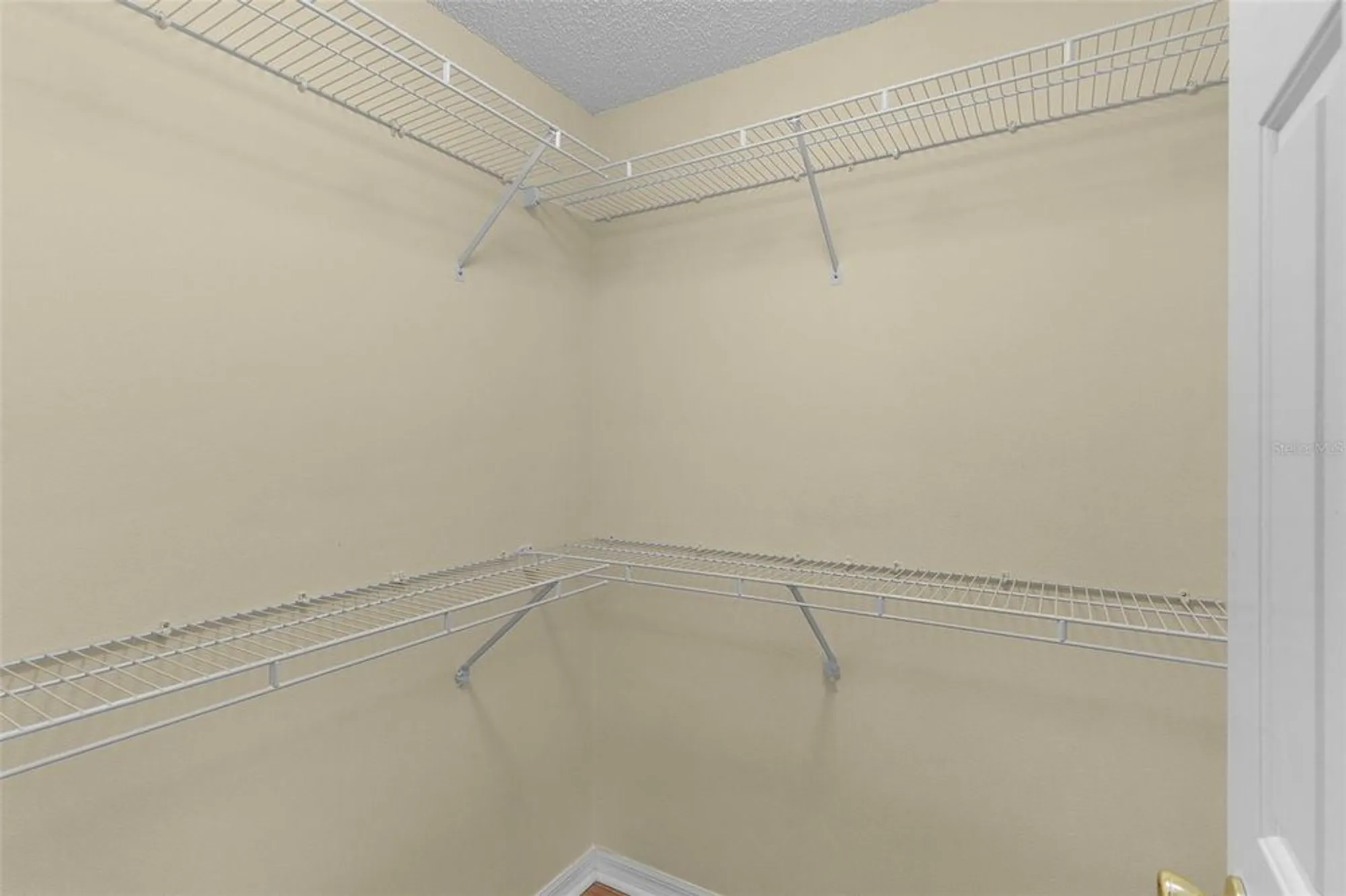 Property Slideshow image 23 of 44 | 912 ventura dr, The Villages, FL, 32159